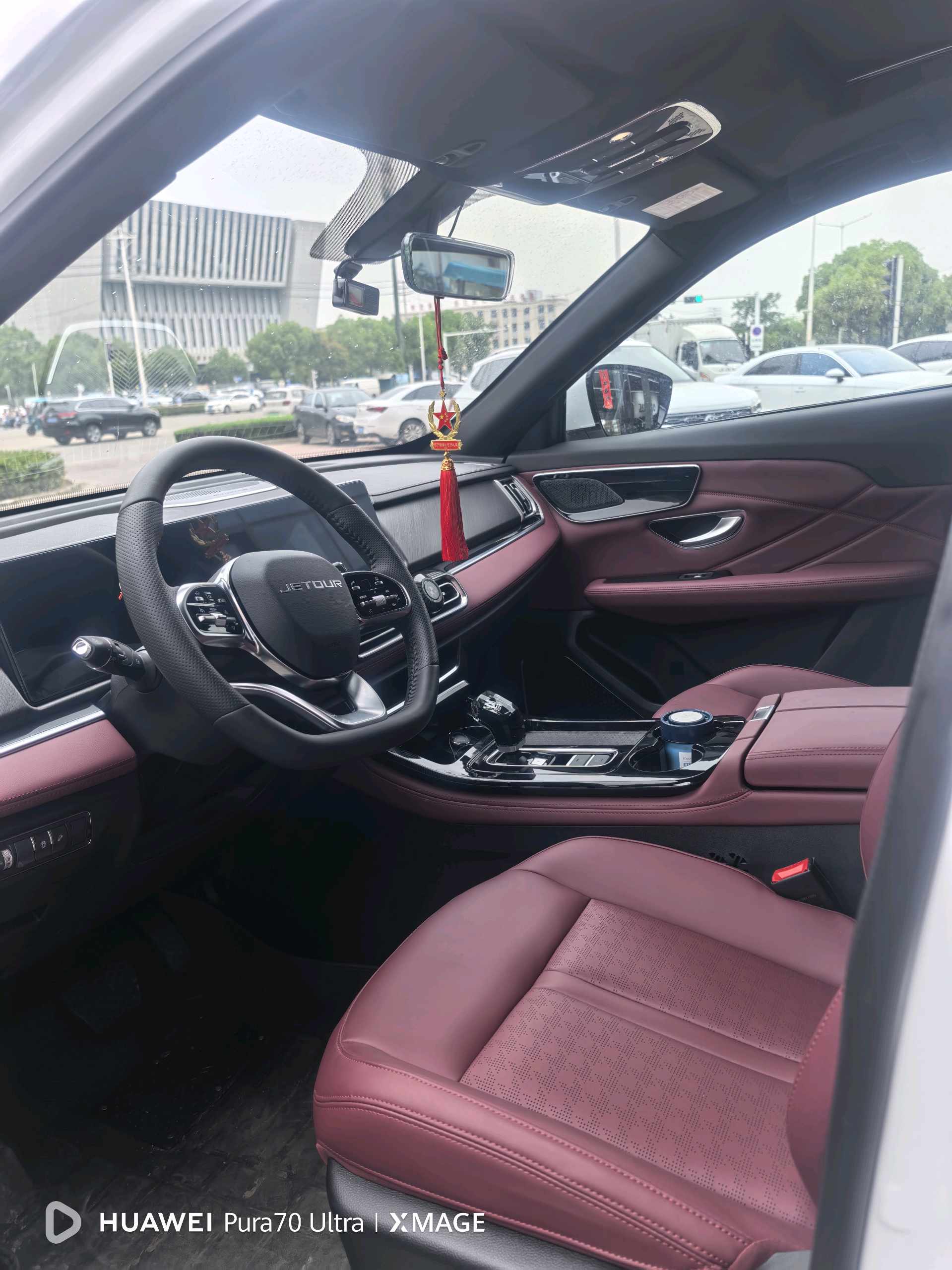JETOUR 2026 X70 PLUS 1.5T Champion Comfort 5-Seater