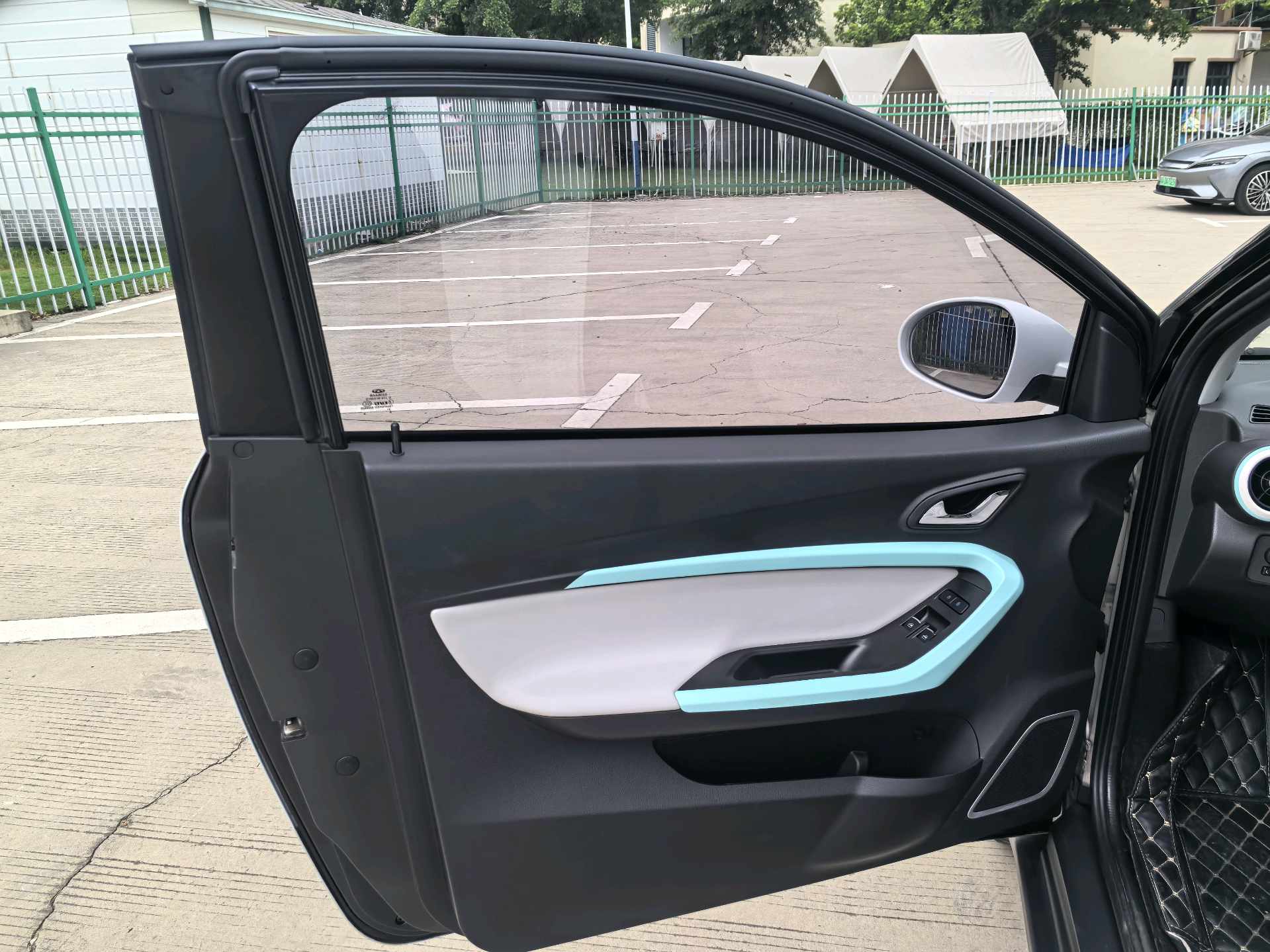 Chery 2021 eQ1 200,000 Ant Powder Edition Oxygen Version Ternary Lithium 301km