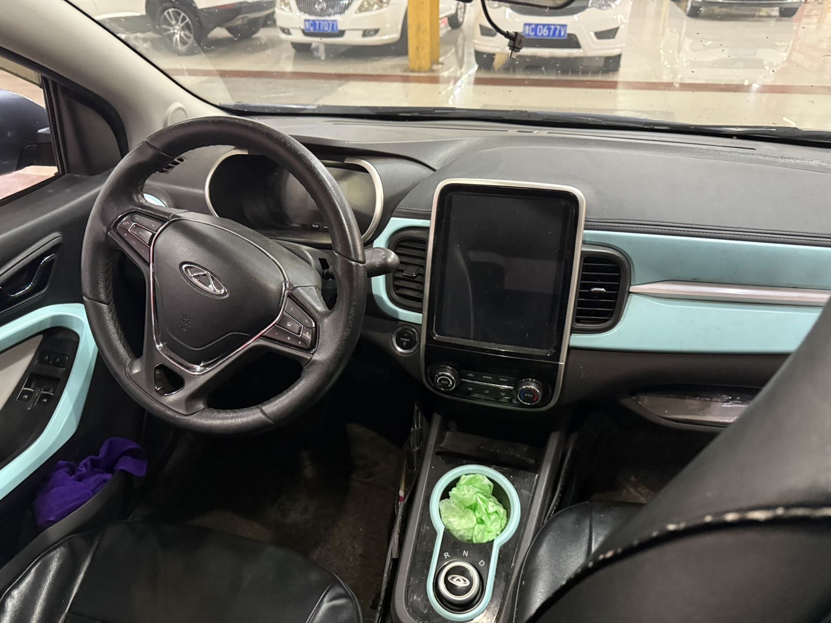 奇瑞 2022款 eQ1 甜粉款 半糖版 磷酸铁锂 30kW 301km