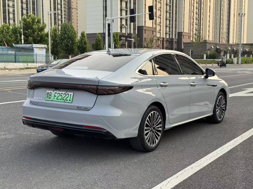 Chery 2025 Fengyun A8L 1.5TGDI 145km Luxury