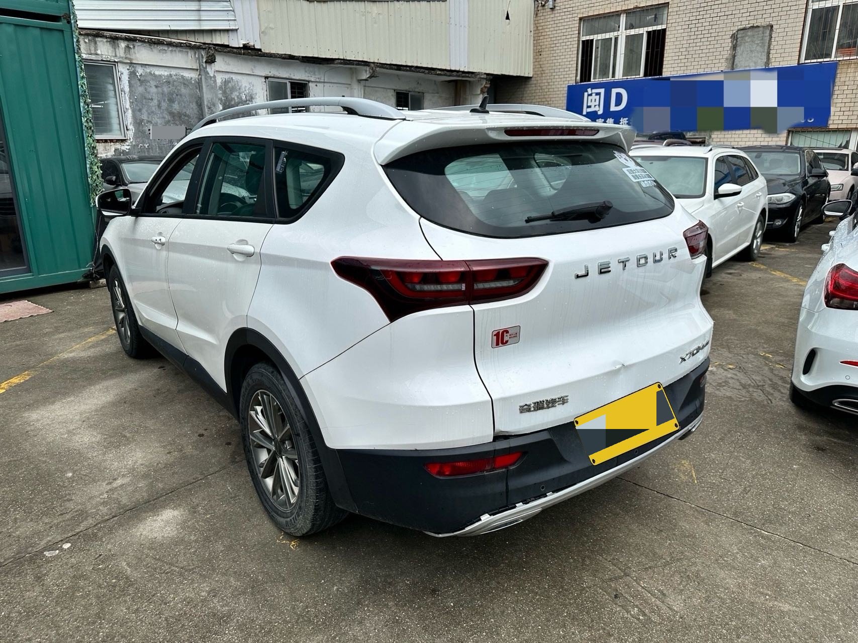 JETOUR 2021 X70M 1.5T Deluxe Partner 5-Seater