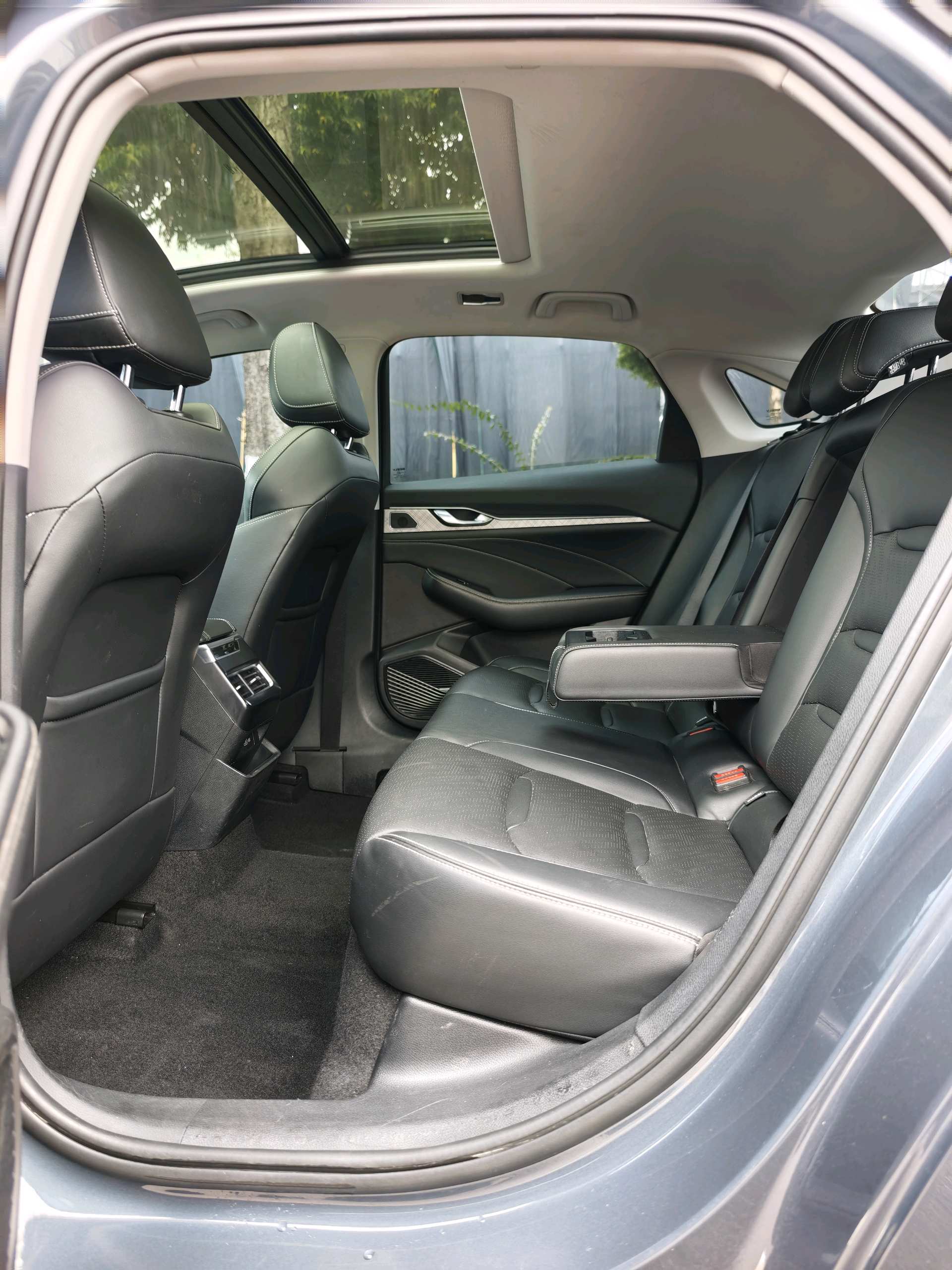Geely 2021 Xingrui 2.0T Luxury Plus