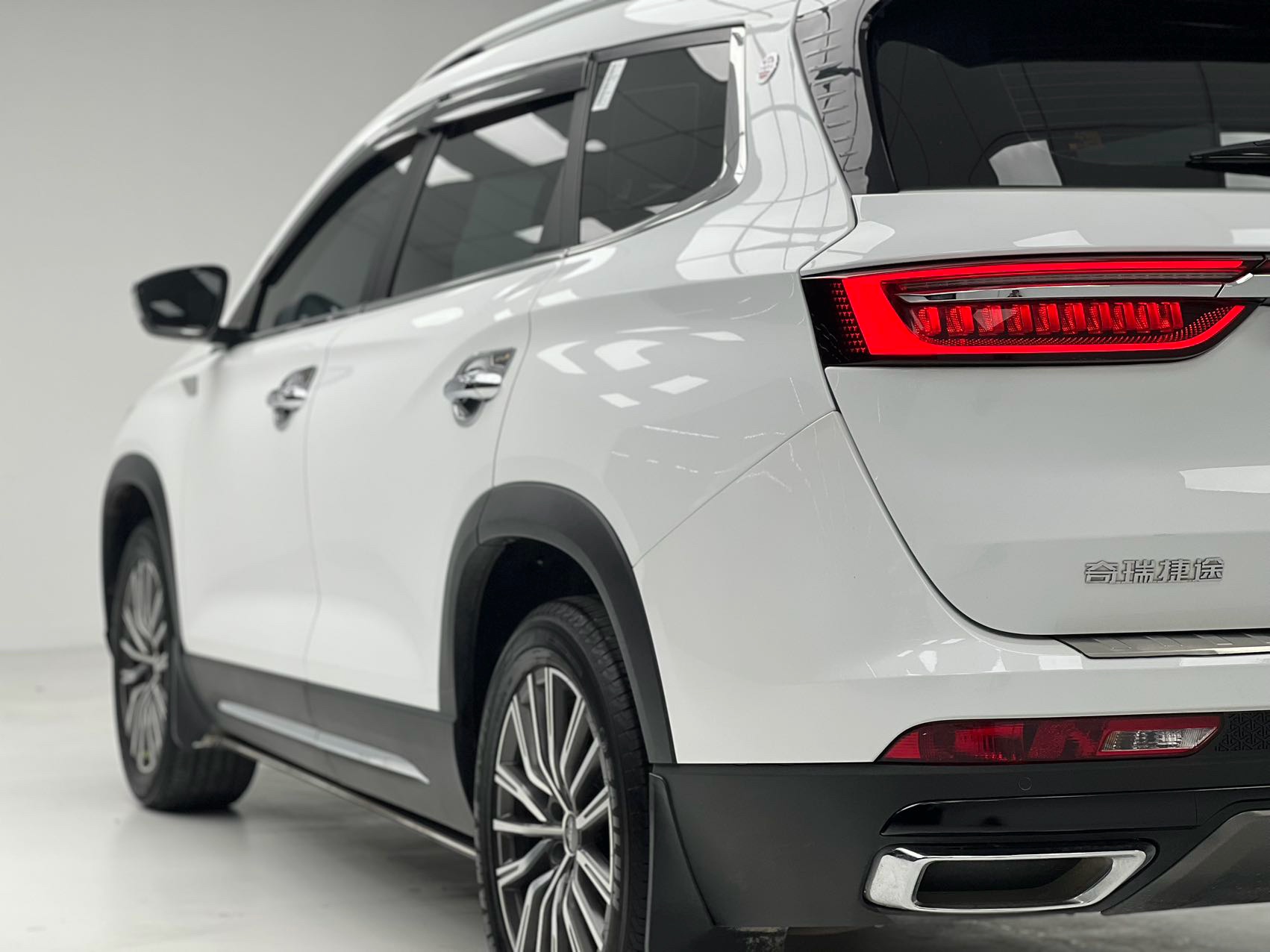 JETOUR 2021 X90 PLUS 1.5T Fudi 7-Seater