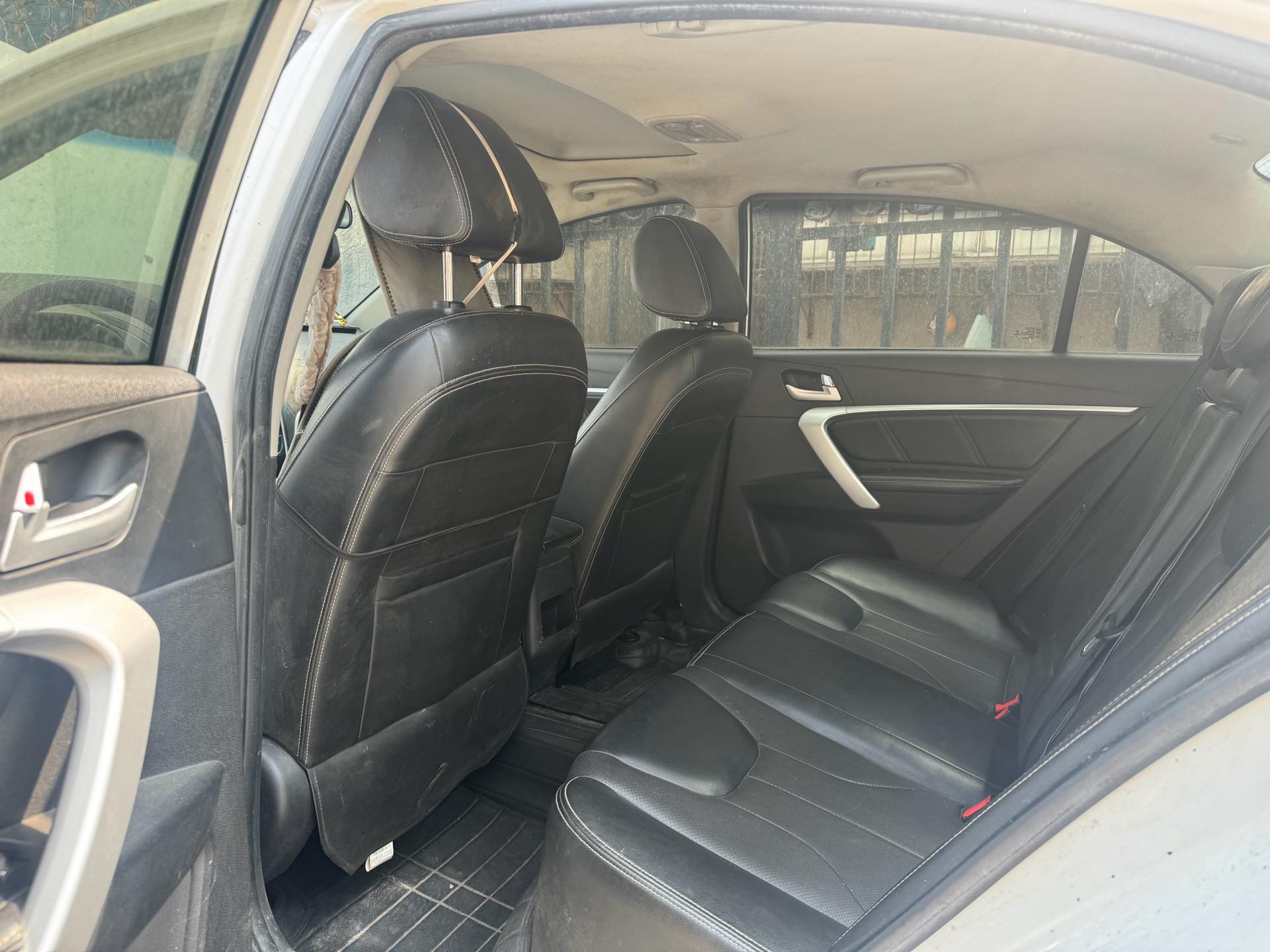 Geely 2016 Emgrand Sedan 1.5 Luxury Edition
