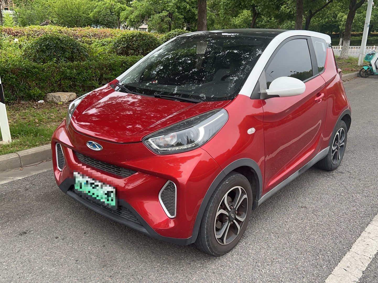 奇瑞 2021款 eQ1 15万蚁粉款 蚁炫版 磷酸铁锂