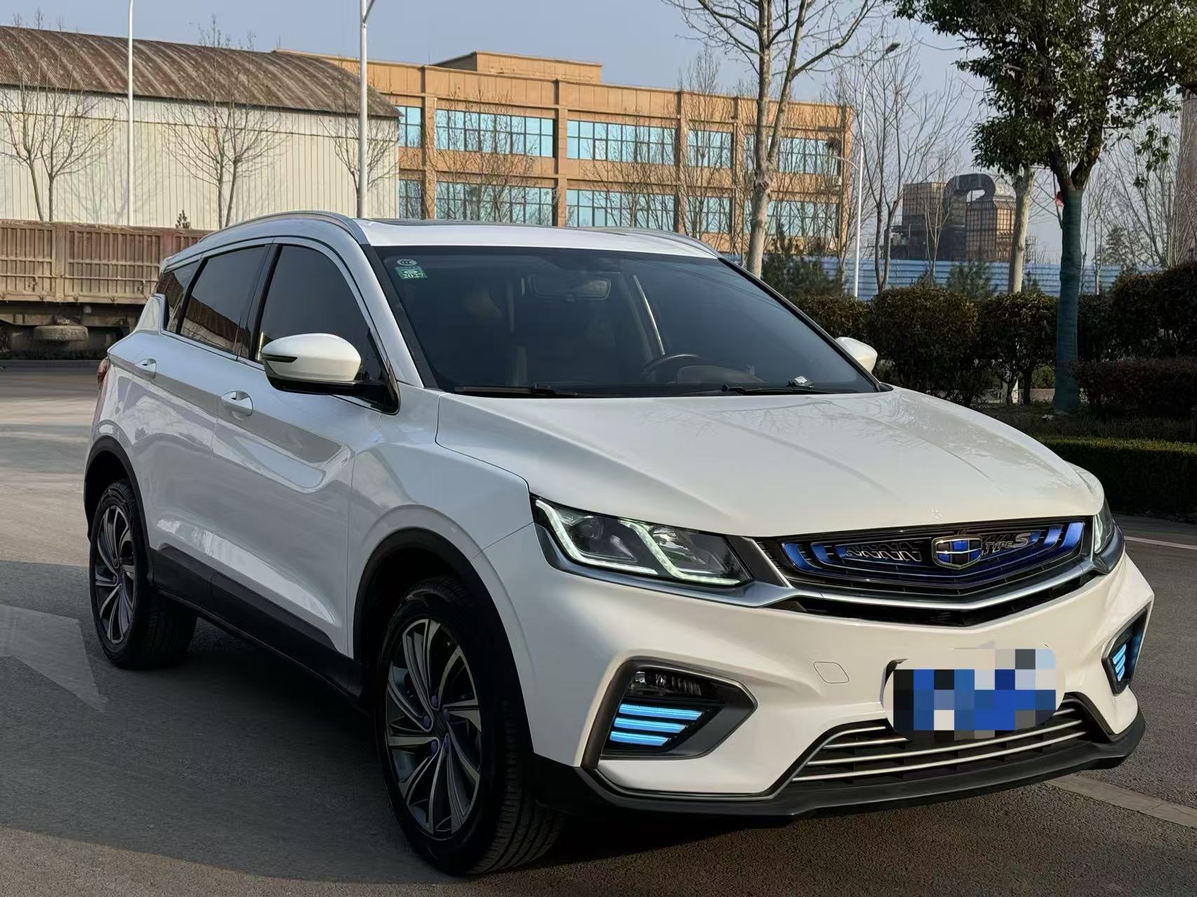 吉利 2019款 缤越 1.5T 260T 运动款 游侠
