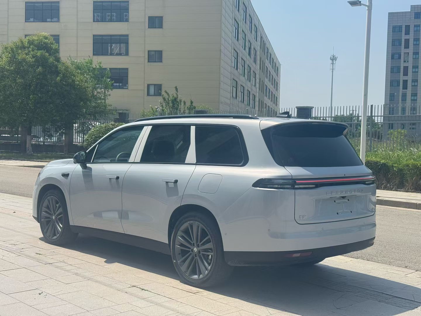 Leapmotor 2026 C16 630 LiDAR Ultimate 6-Seater