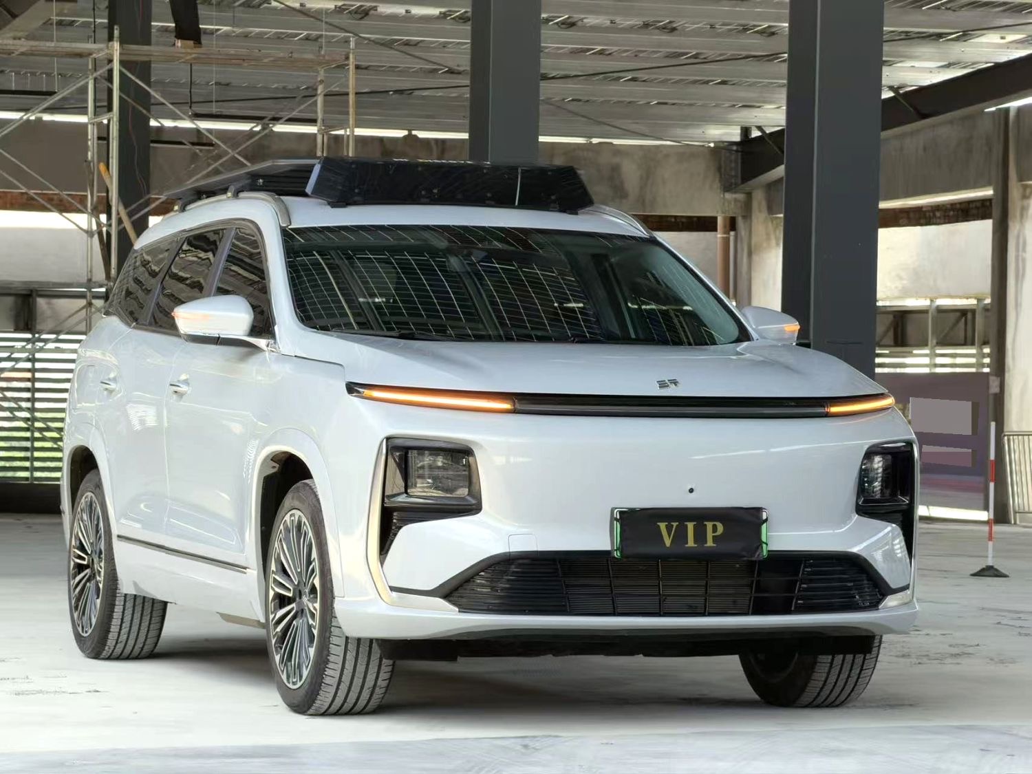 JETOUR 2025 Shanhai L9 1.5TD Luxury 7-Seater