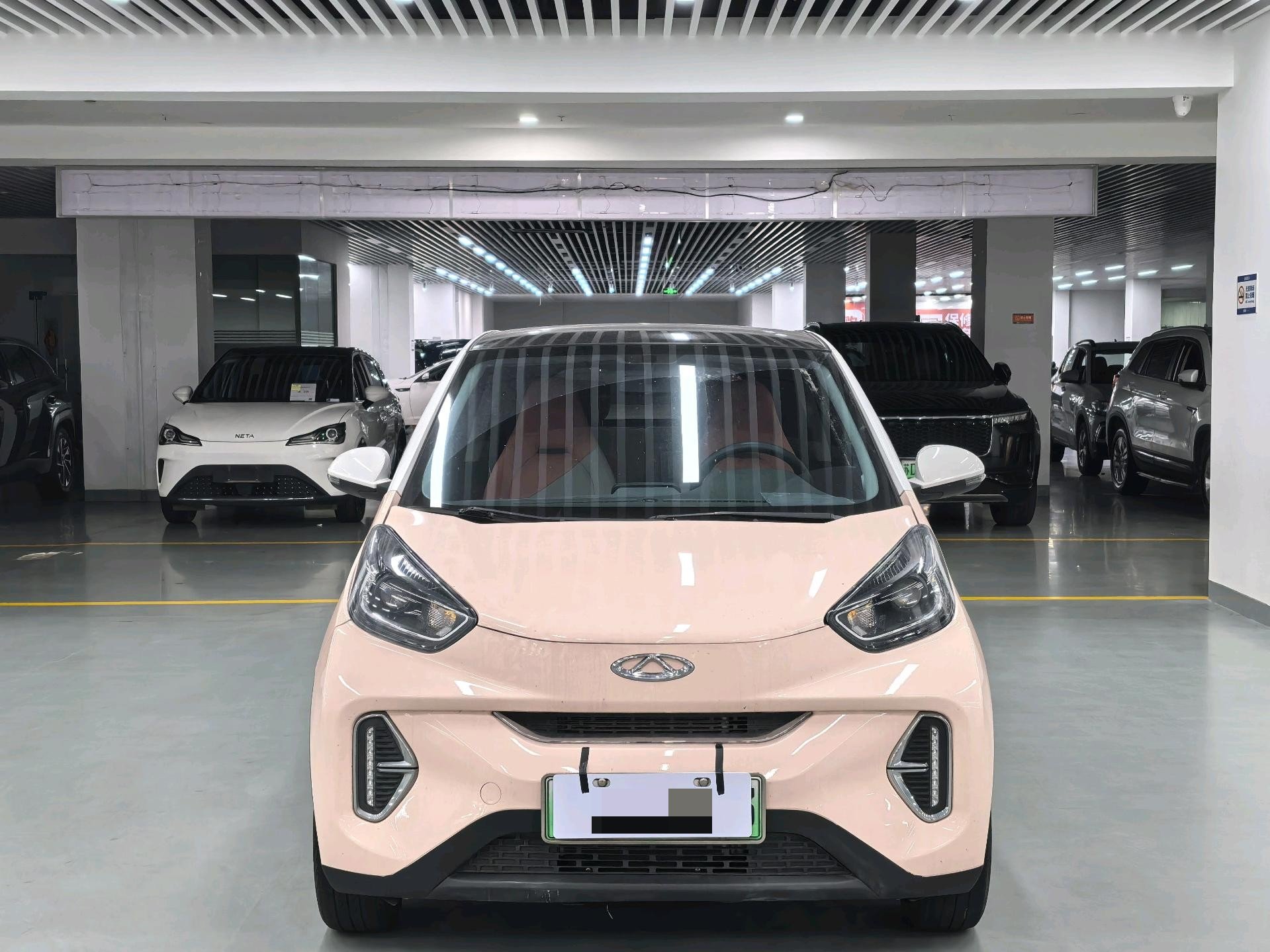 奇瑞 2022款 eQ1 甜粉款 微糖版 磷酸铁锂 30kW 301km(改款)