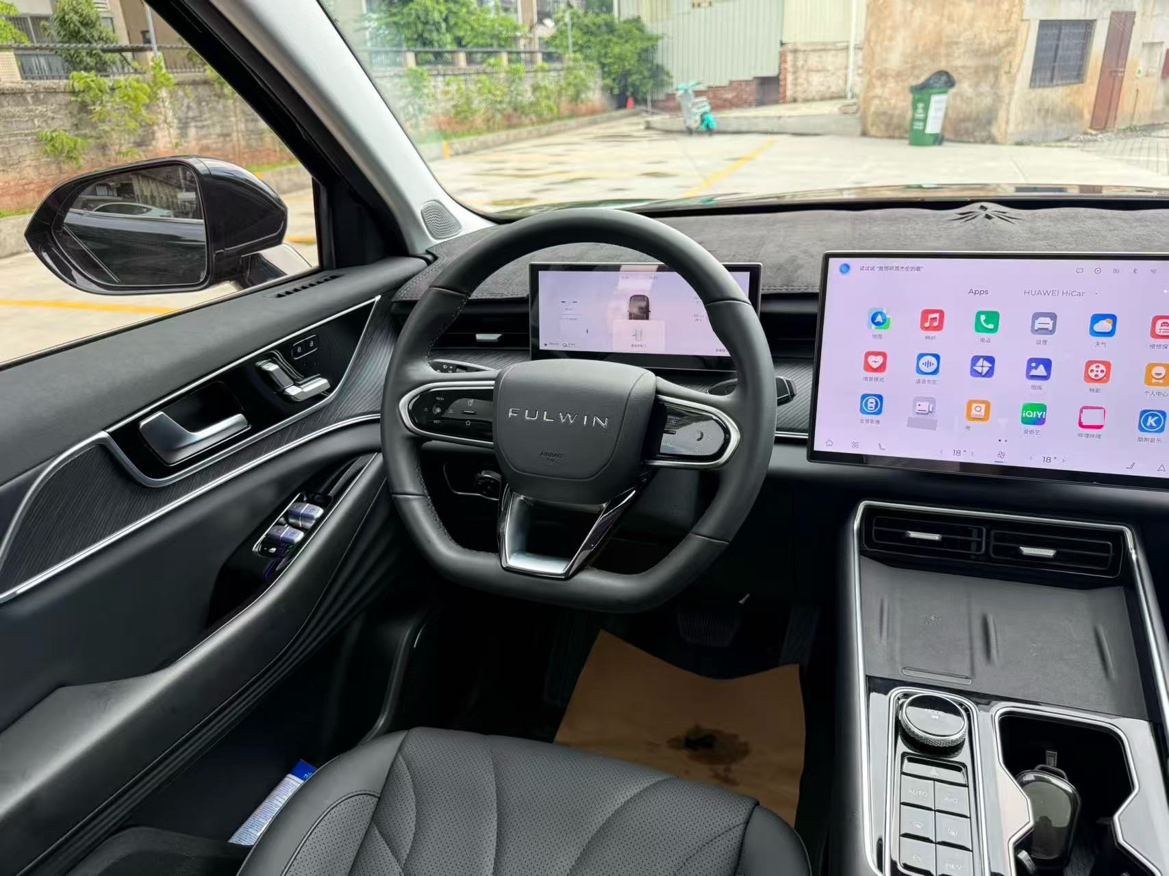 奇瑞 2024款 风云T9 C-DM 1.5T 120 长续航版豪华型7座