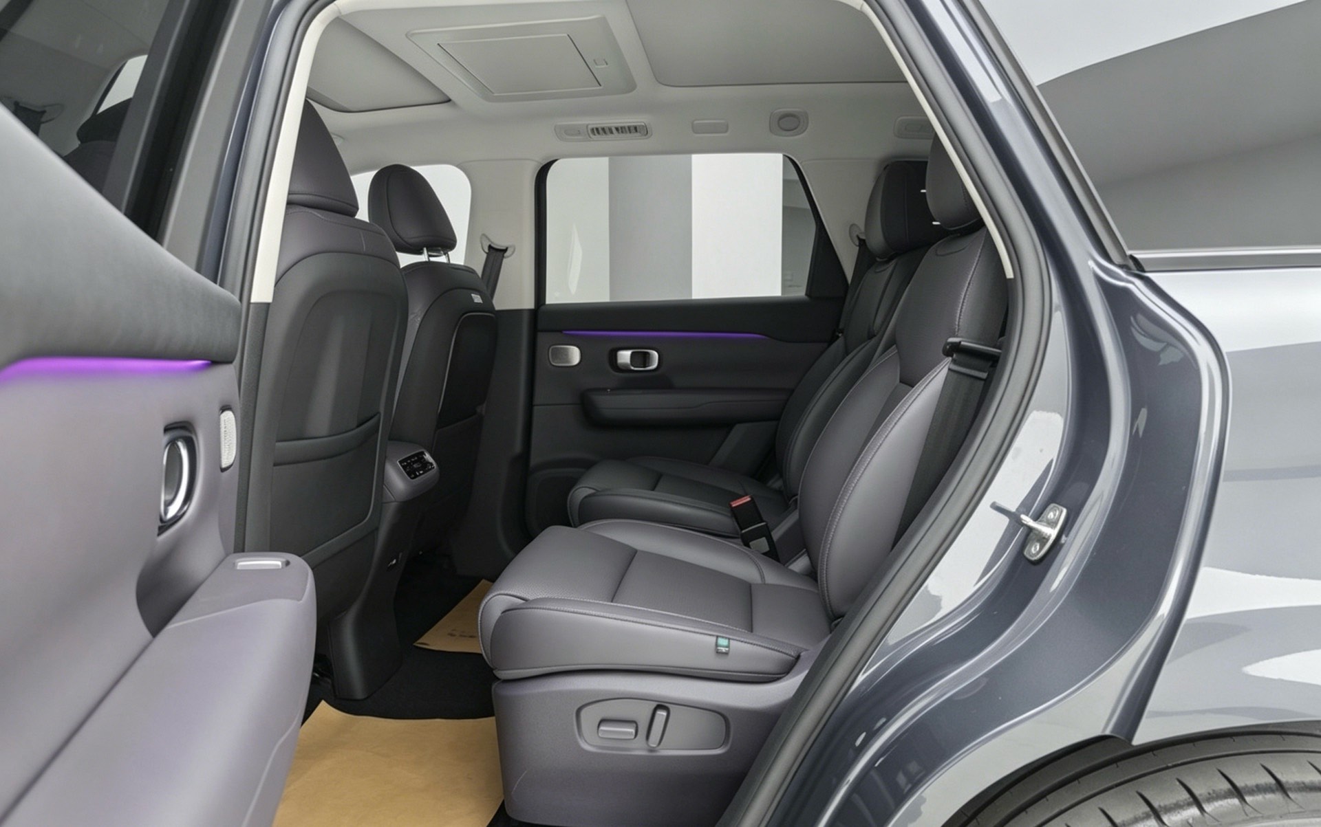 Leapmotor 2024 C16 200 Deluxe Edition