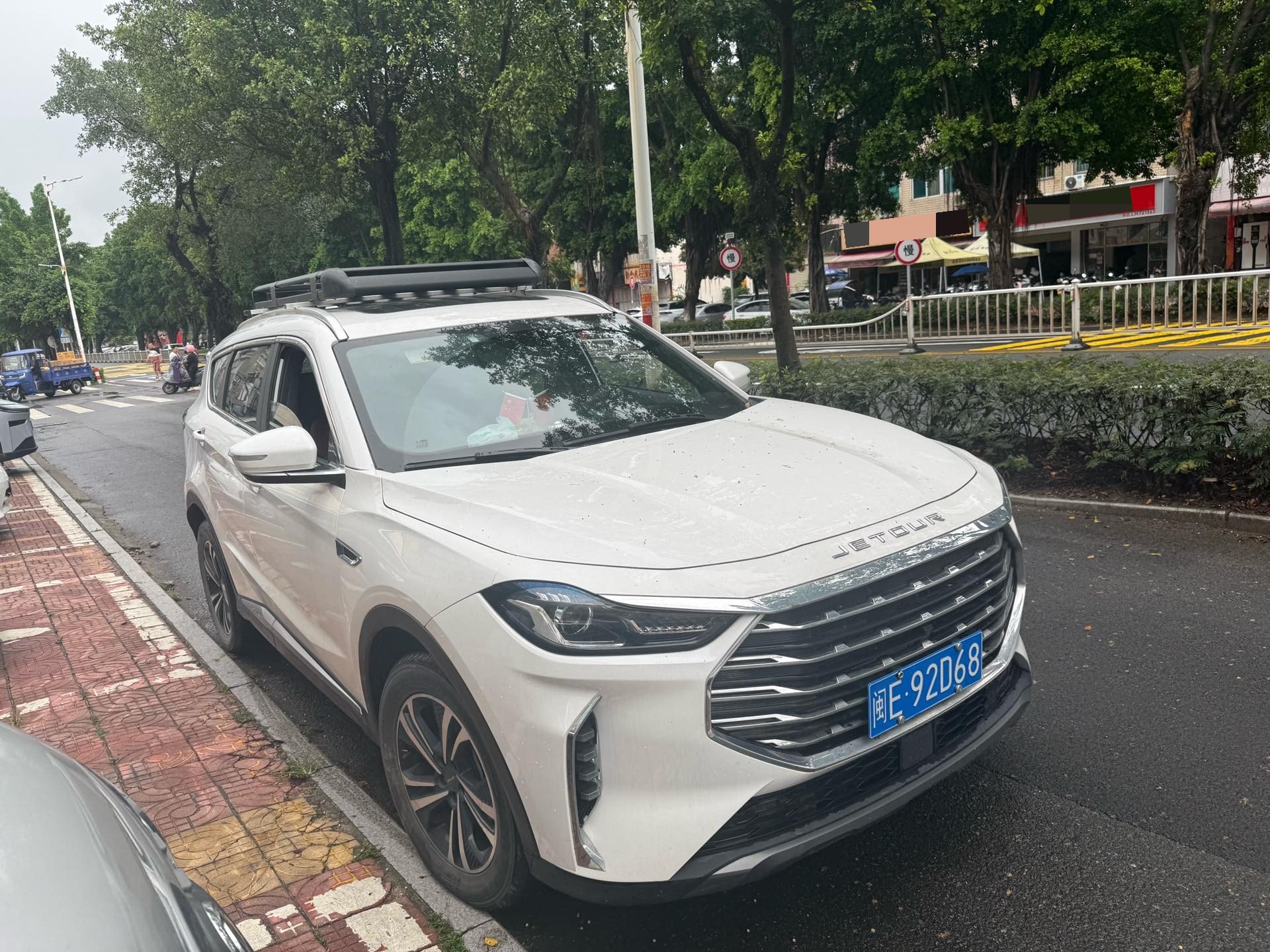JETOUR 2021 X70 1.6T Zhuge Junshi 7-Seater
