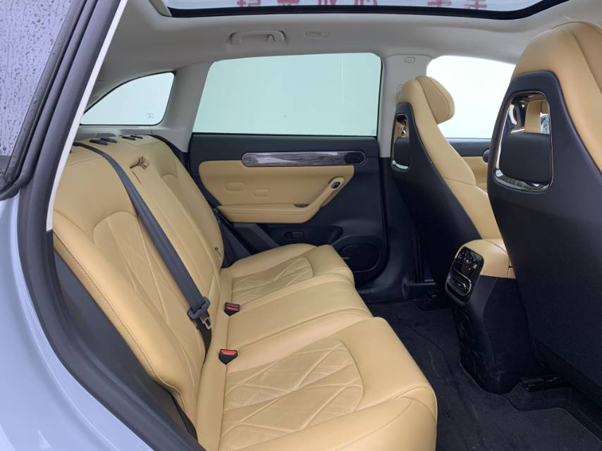 Leapmotor 2024 C11 300 Deluxe Edition