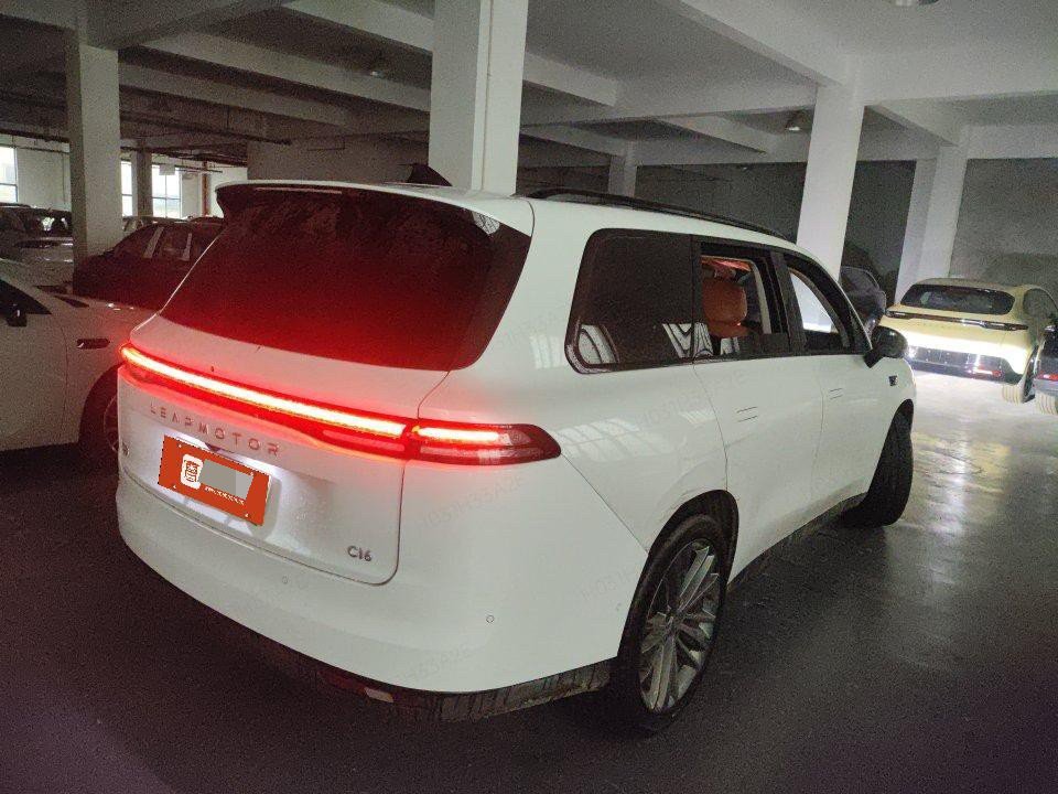 零跑 2024款 C16 520尊享版