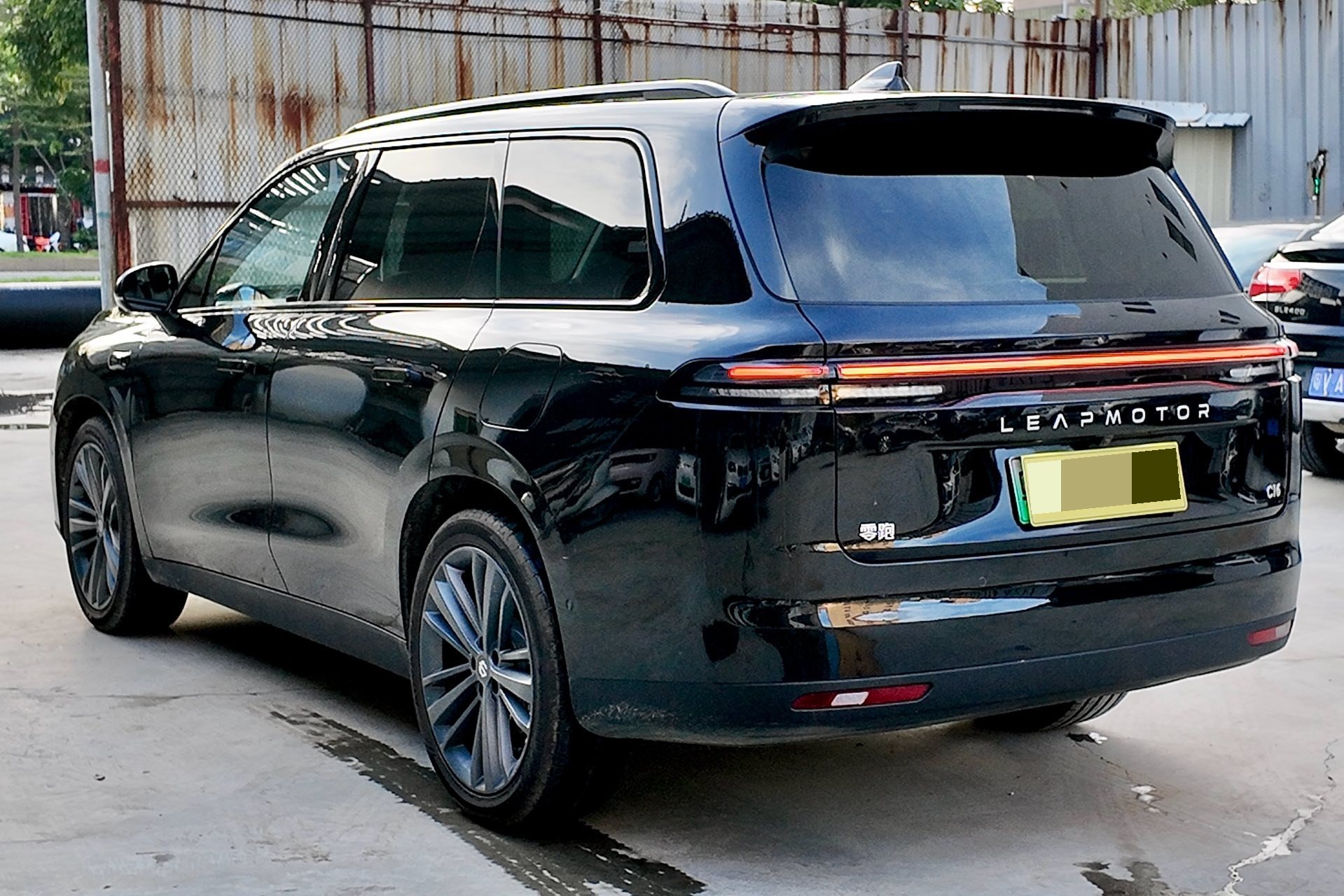 Leapmotor 2026 C16 280 LiDAR Zhizun Edition 6-Seater