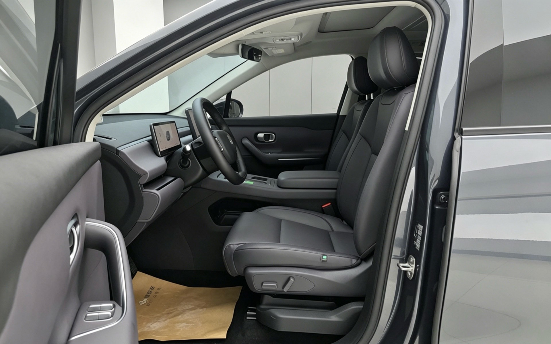 Leapmotor 2024 C16 200 Deluxe Edition