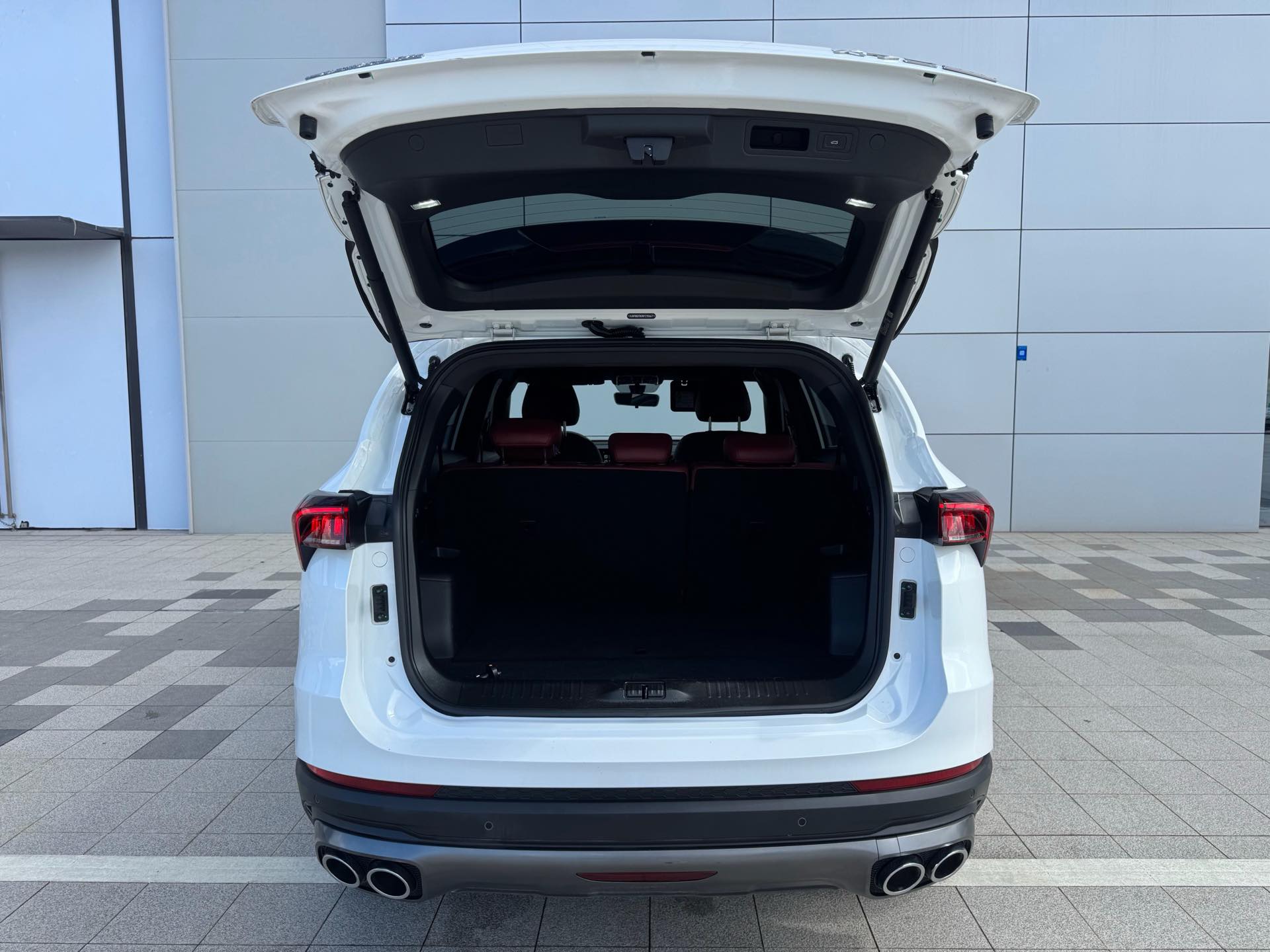 JETOUR 2025 X70 PLUS 1.5T Champion Edition MAX 5-Seater