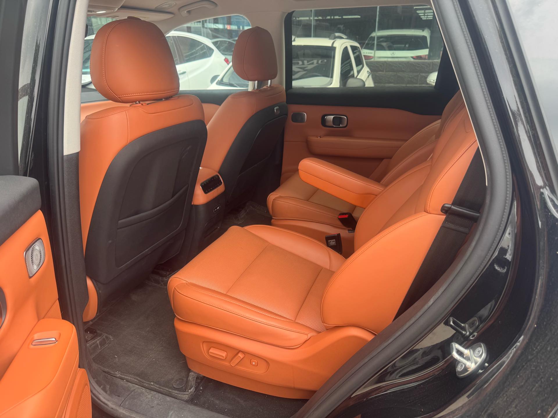 Leapmotor 2026 C16 280 LiDAR Zhizun Edition 6-Seater