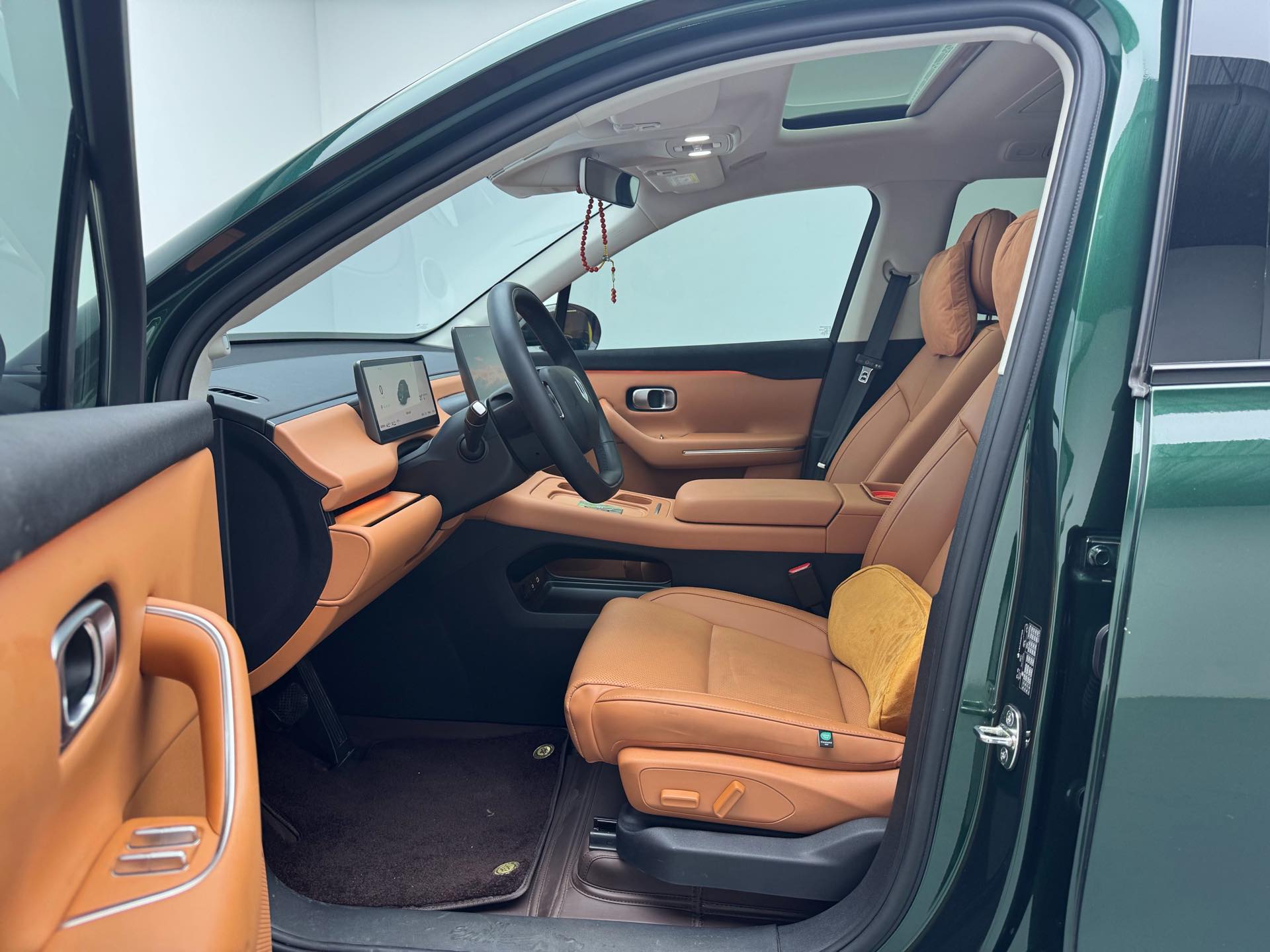 Leapmotor 2024 C16 200 Deluxe Edition