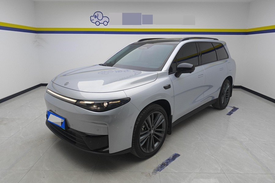 零跑 2024款 C16 200尊享版