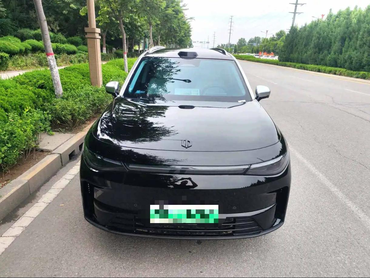 零跑 2024款 C16 200尊享版