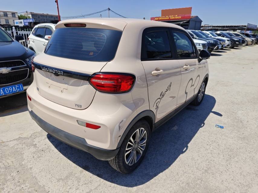 Leapmotor 2022 T03 Liuli Edition