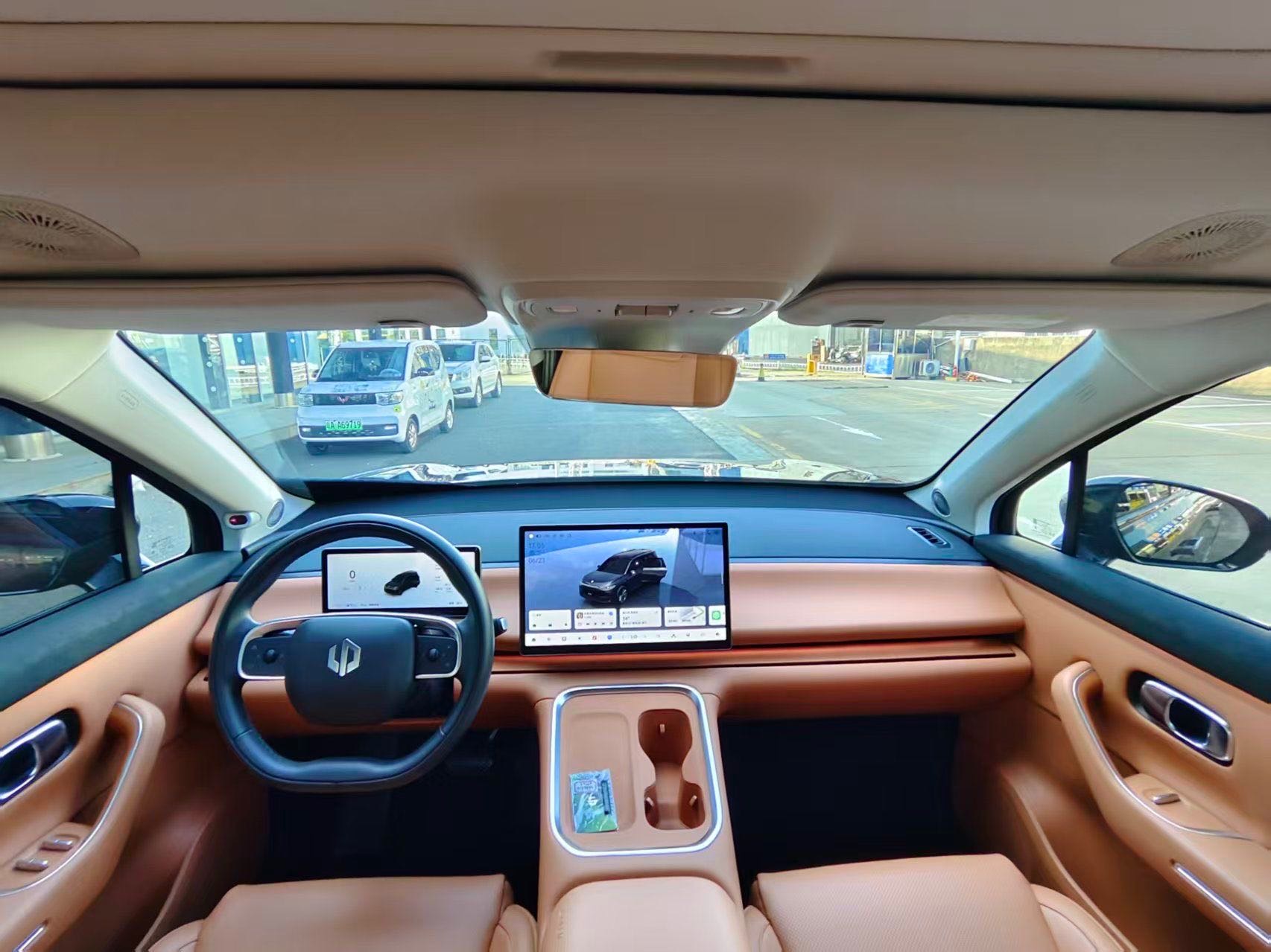 Leapmotor 2026 C16 280 LiDAR Zhizun Edition 6-Seater