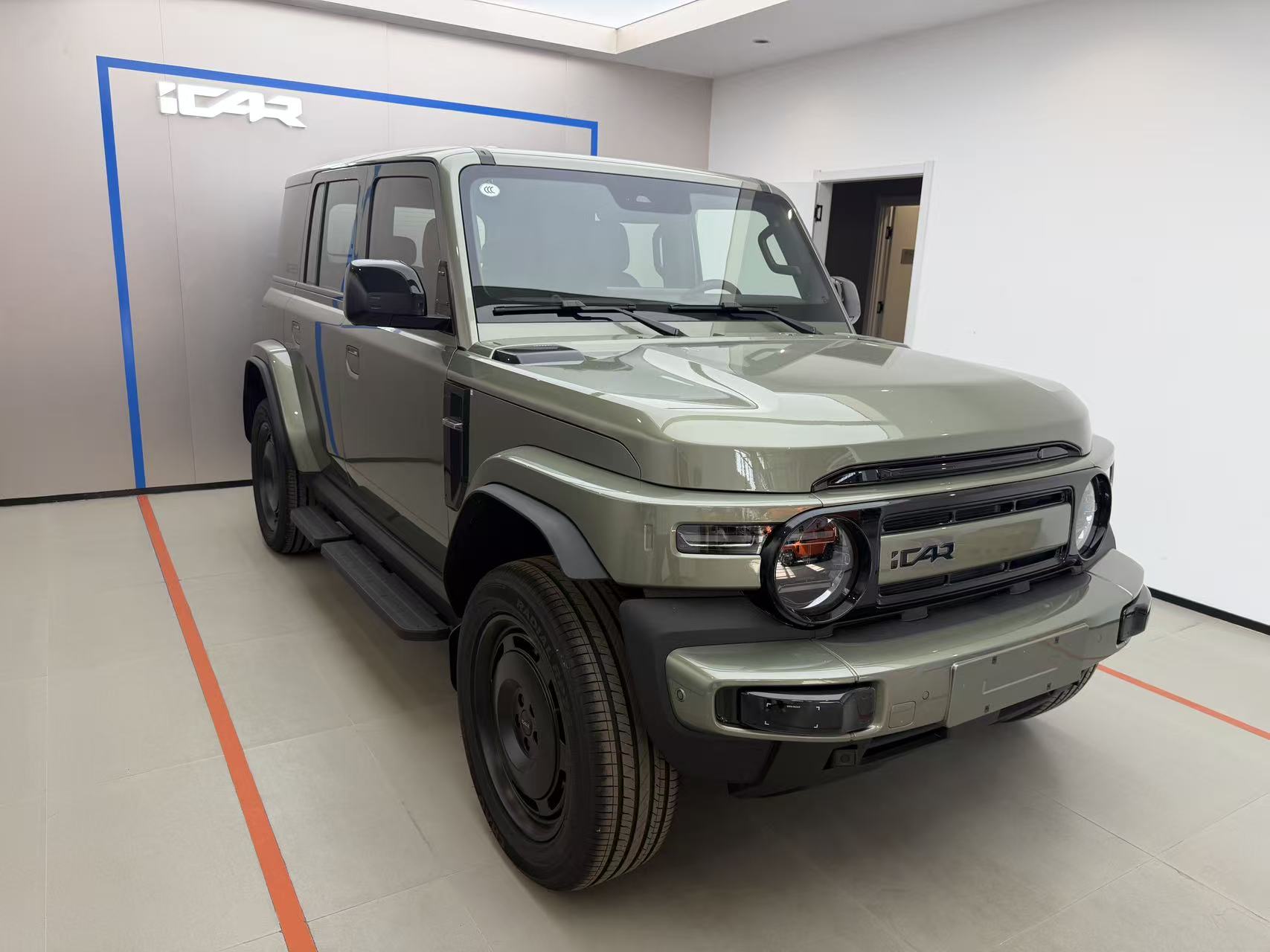 Chery 2025 Fengyun X3 PLUS 520 2WD Zhiling Edition