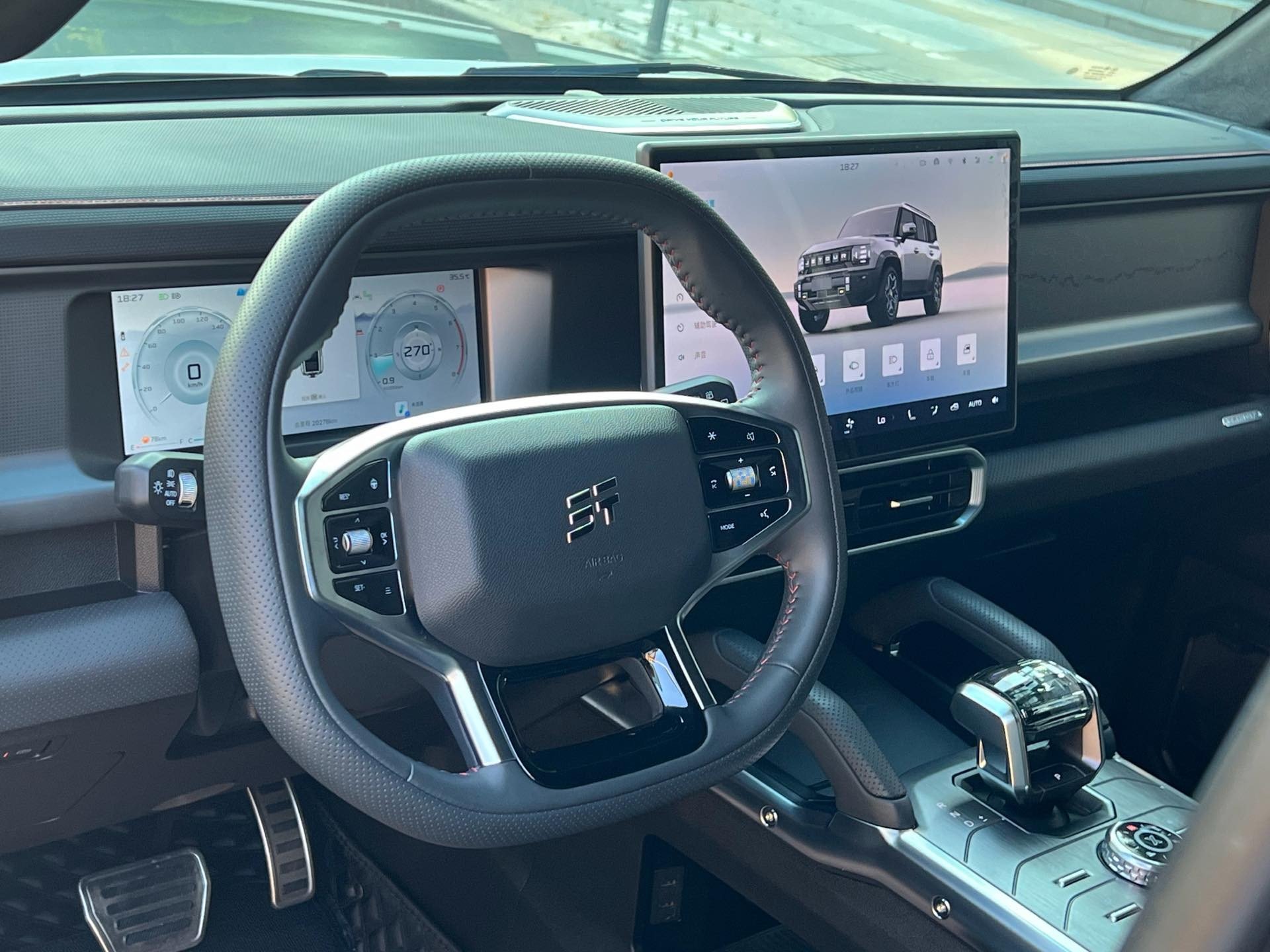 捷途 2023款 旅行者 2.0T 四驱穿越PRO+