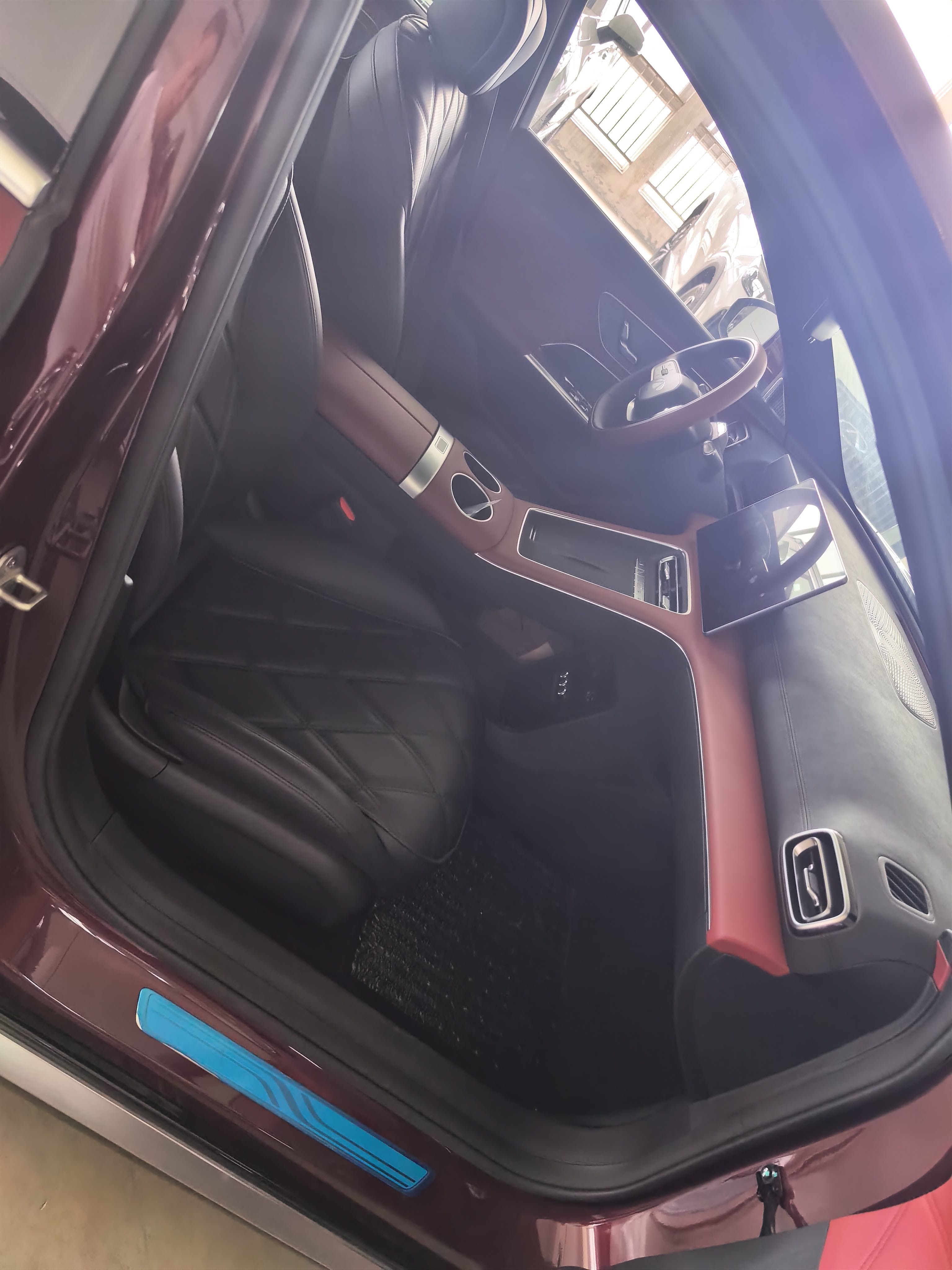 Chery 2025 Fengyun A9L 1.5T 4WD High-Performance Peak Edition