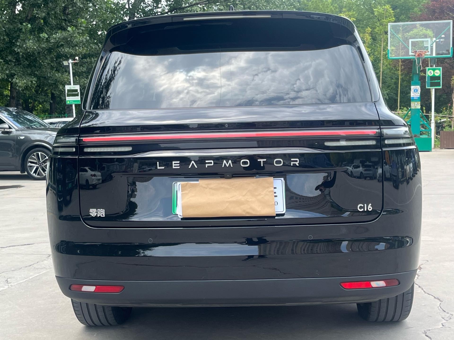 Leapmotor 2026 C16 280 LiDAR Zhizun Edition 6-Seater