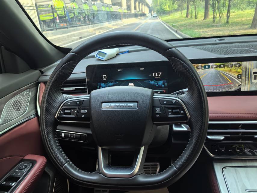 JETOUR 2023 X70 PLUS 1.5T Yongzhe PLUS 5-Seater