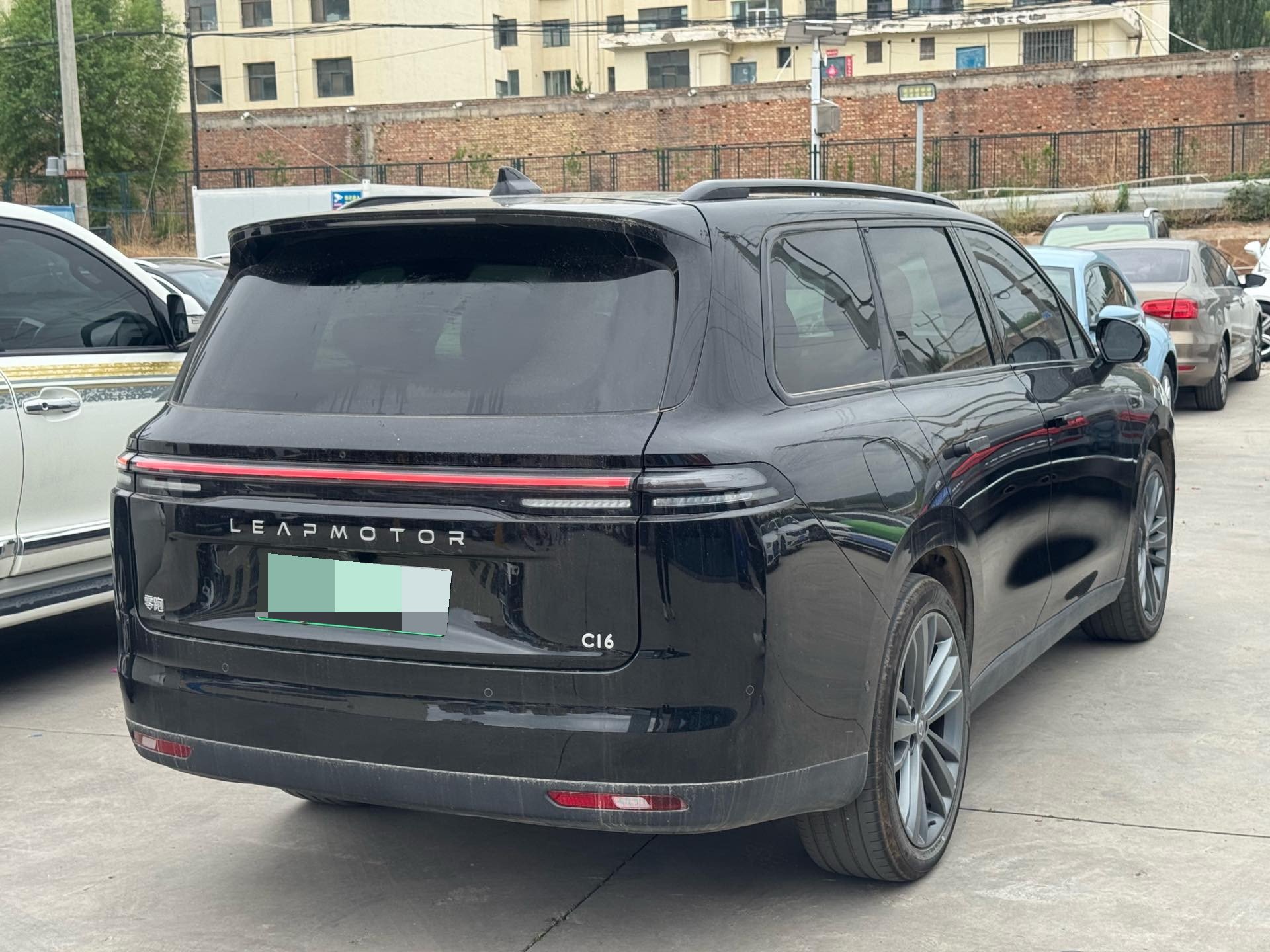 Leapmotor 2026 C16 280 LiDAR Zhizun Edition 6-Seater