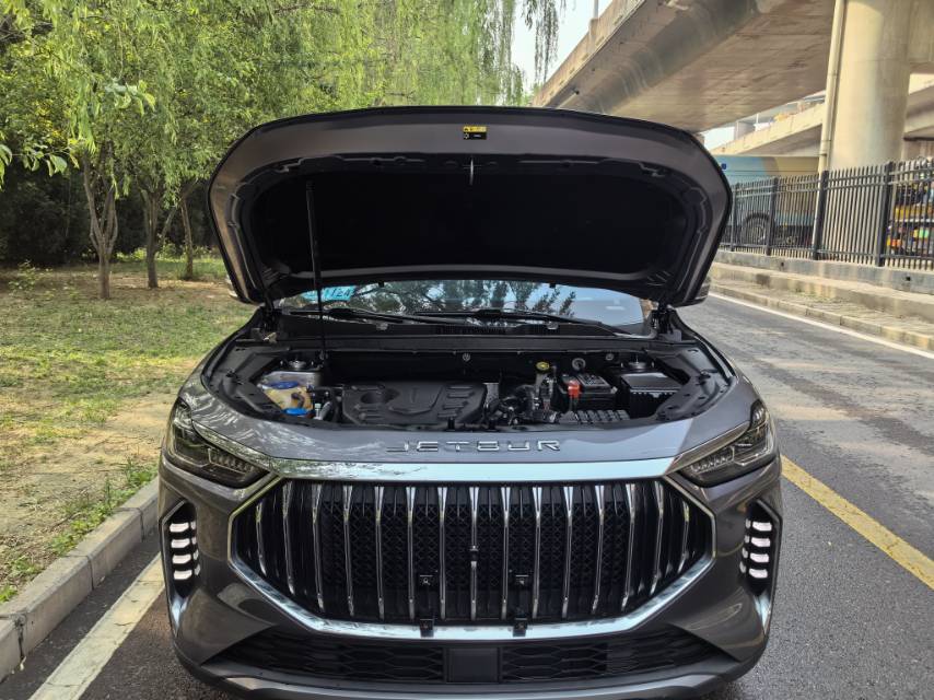 JETOUR 2023 X70 PLUS 1.5T Yongzhe PLUS 5-Seater