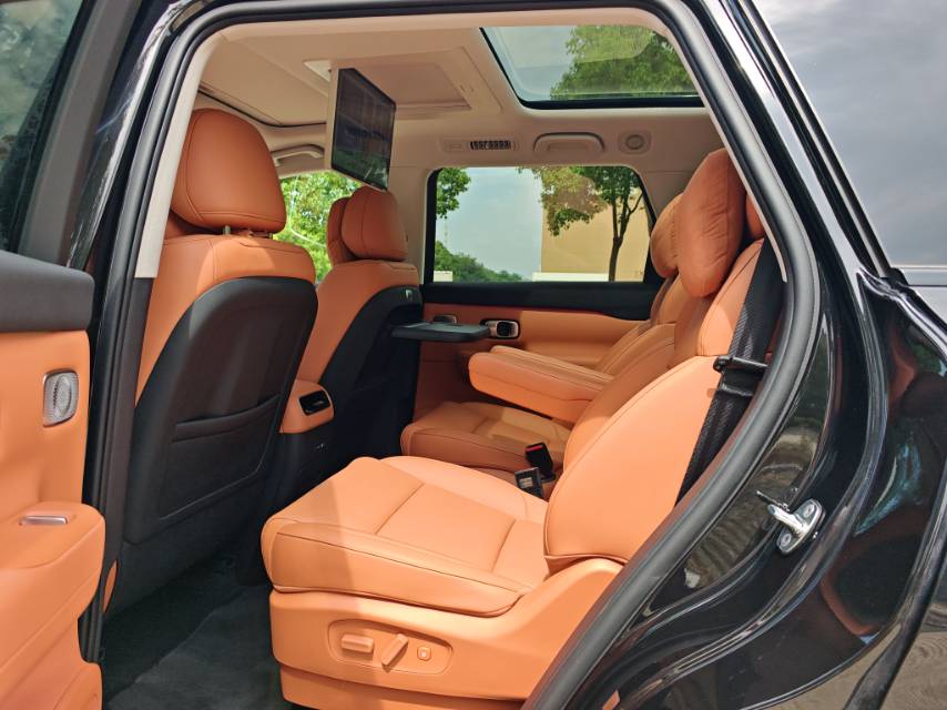 Leapmotor 2026 C16 280 LiDAR Zhizun Edition 6-Seater