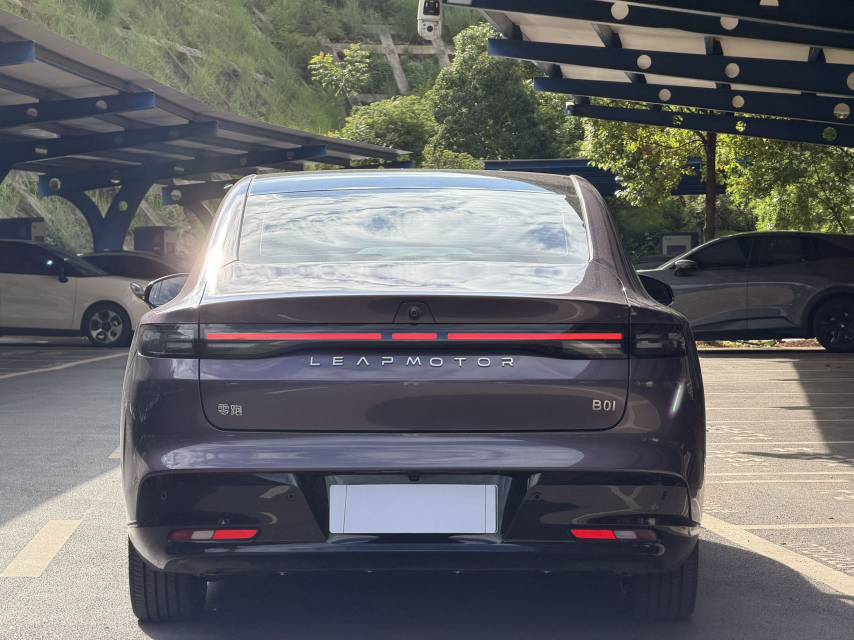 Leapmotor 2025 B01 650 Yuexiang Edition