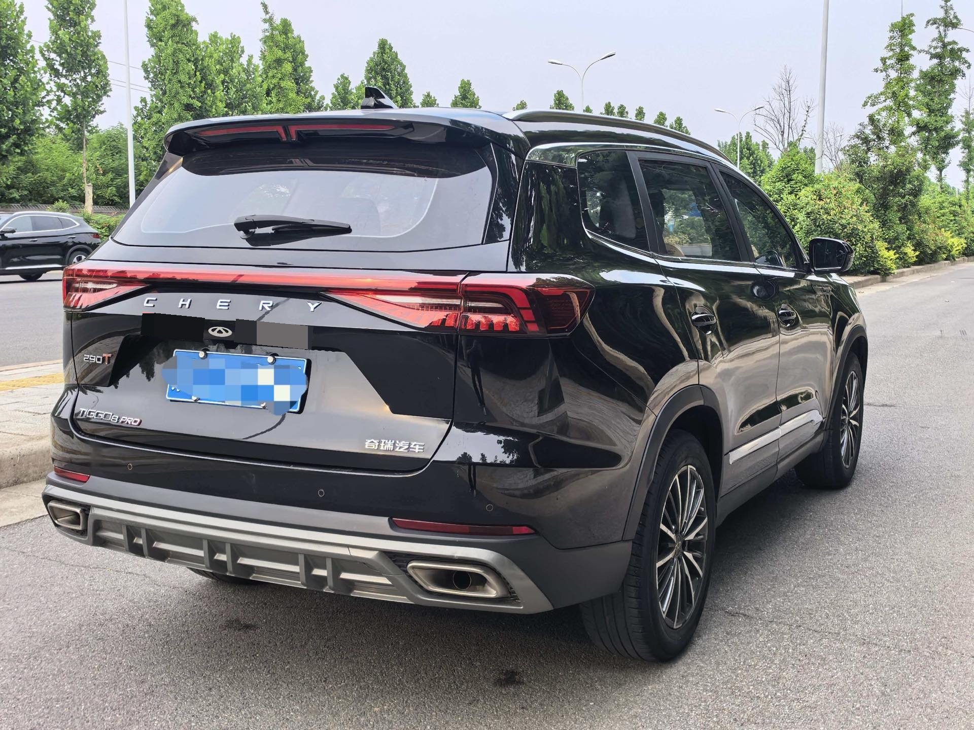 奇瑞 2022款 瑞虎8 PRO 1.6T 290T 两驱风暴版5座