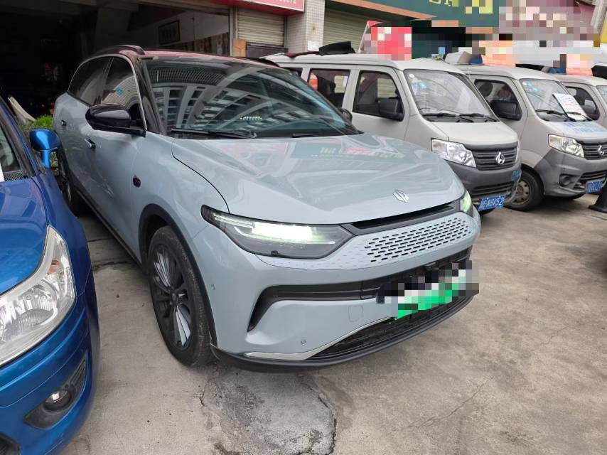 零跑 2024款 C11 300 尊享版