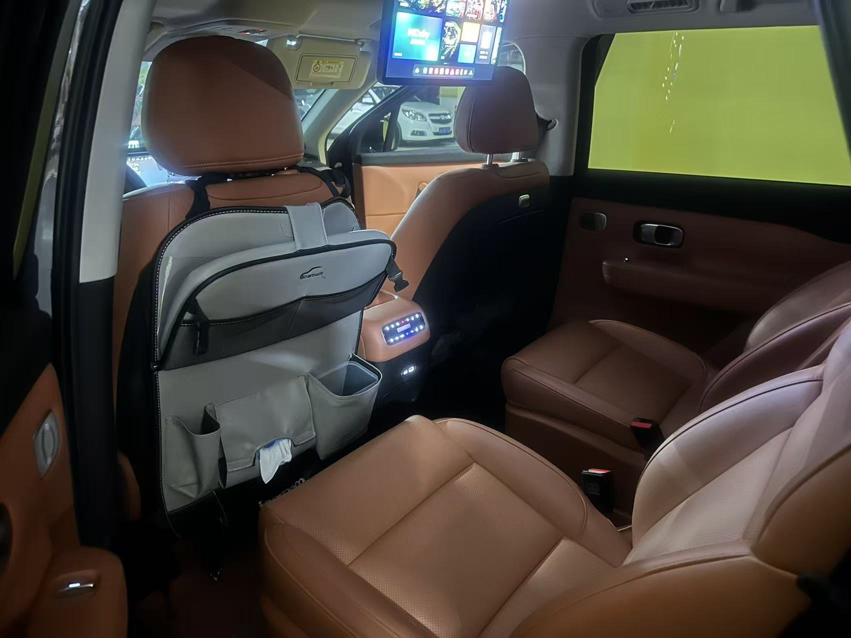 Leapmotor 2026 C16 280 LiDAR Zhizun Edition 6-Seater