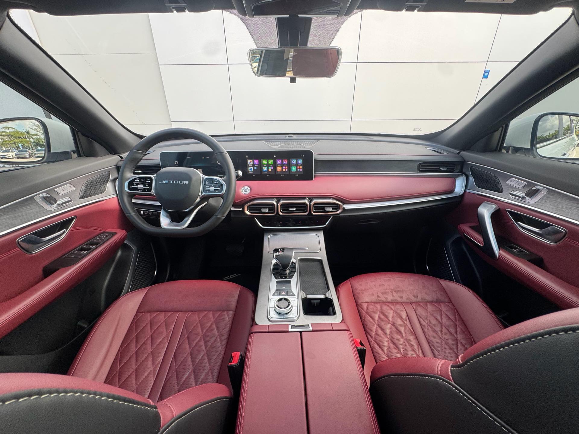 JETOUR 2025 X70 PLUS 1.5T Champion Edition MAX 5-Seater