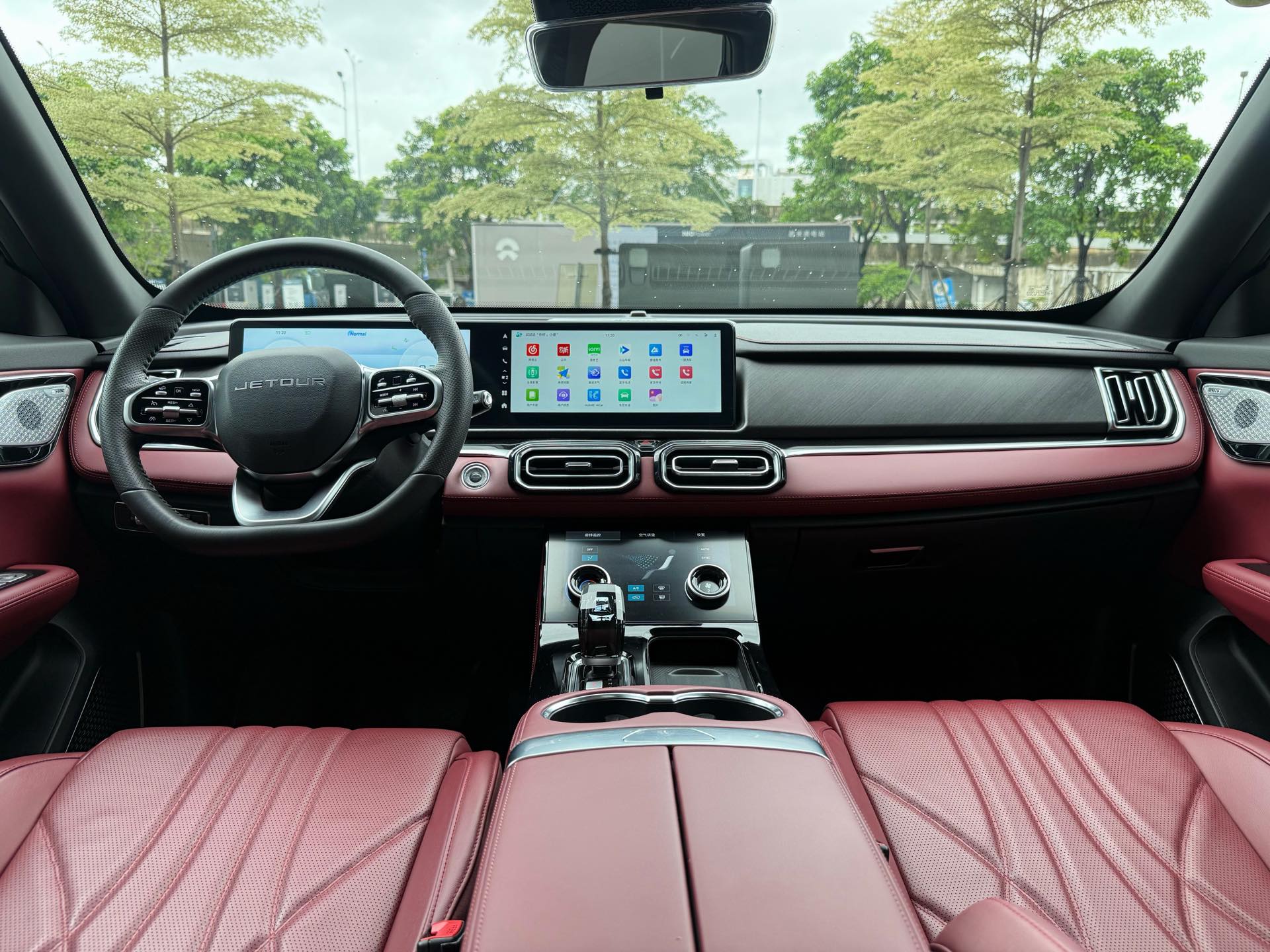 JETOUR 2025 X70 PLUS 1.5T Flagship 5-Seater