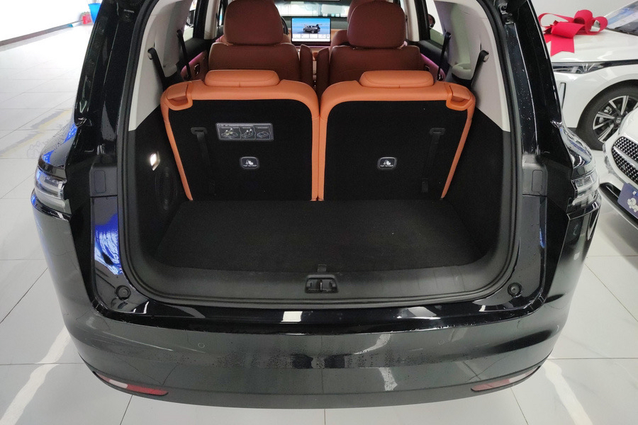 Leapmotor 2026 C16 280 LiDAR Zhizun Edition 6-Seater