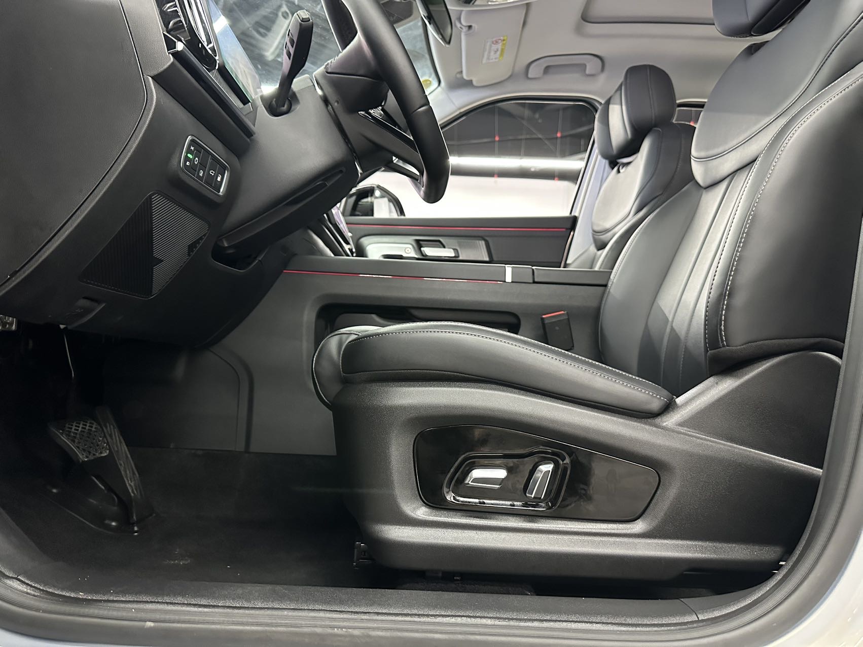 Chery 2024 Explore 06 C-DM 1.5T Luxury