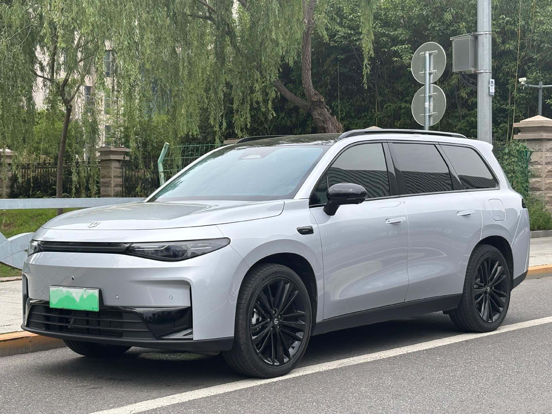 零跑 2024款 C16 520尊享版