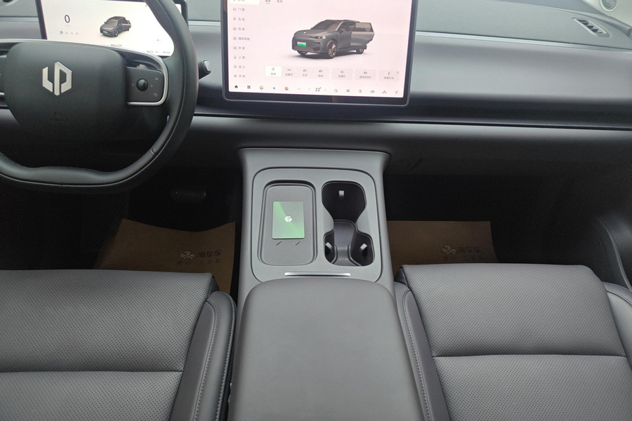Leapmotor 2024 C16 200 Deluxe Edition