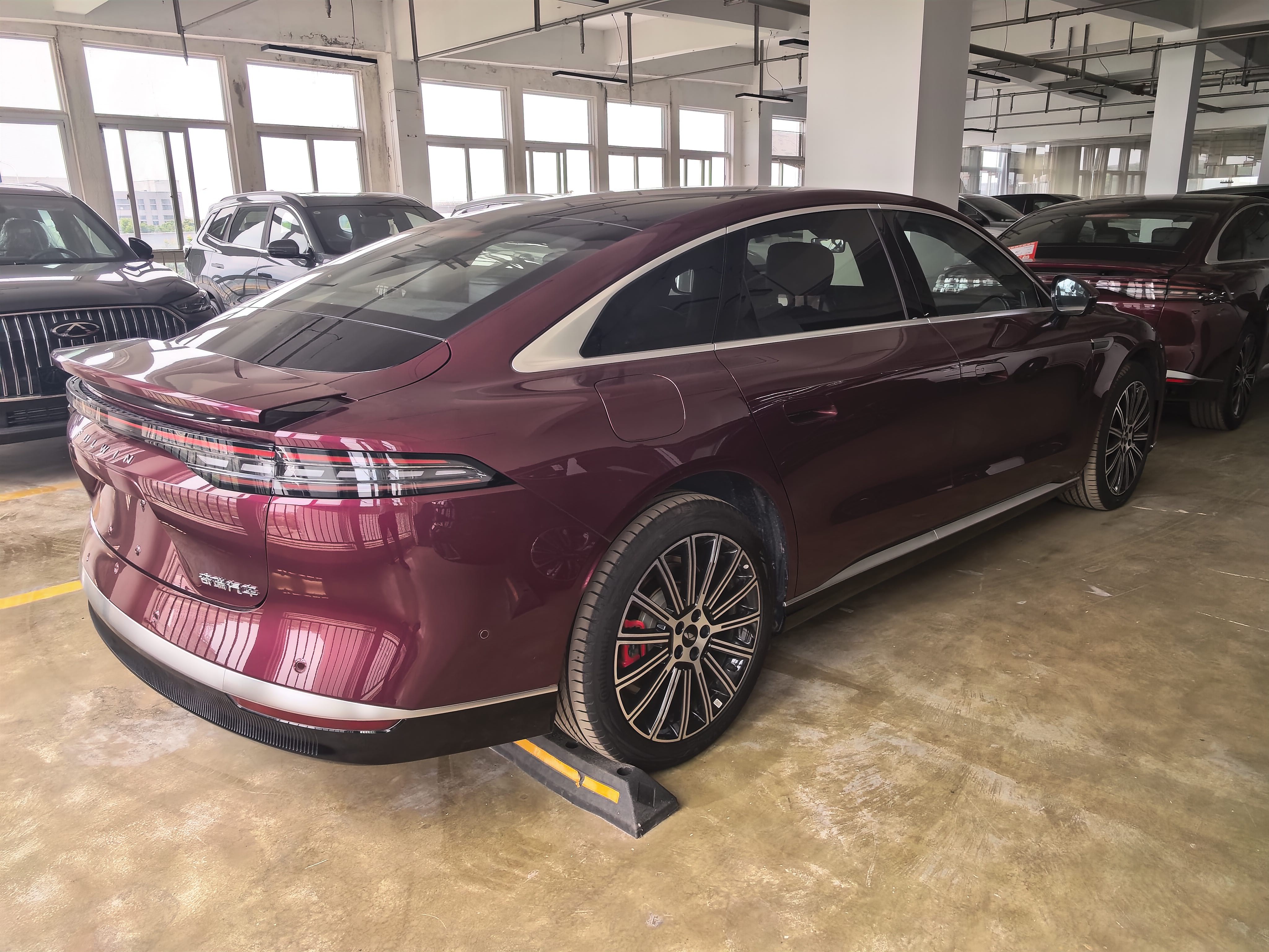 Chery 2025 Fengyun A9L 1.5T 4WD High-Performance Peak Edition