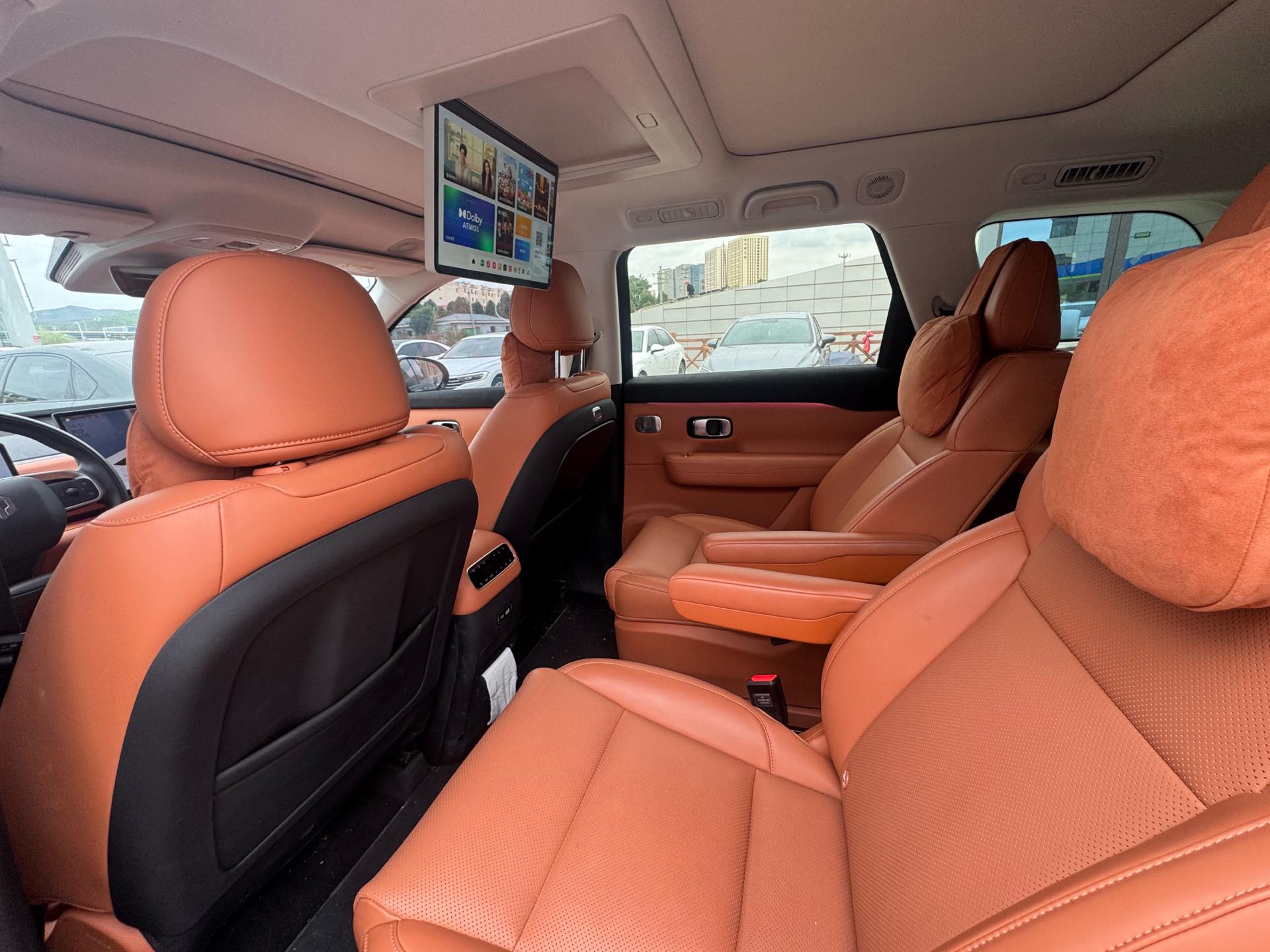 Leapmotor 2026 C16 280 LiDAR Zhizun Edition 6-Seater