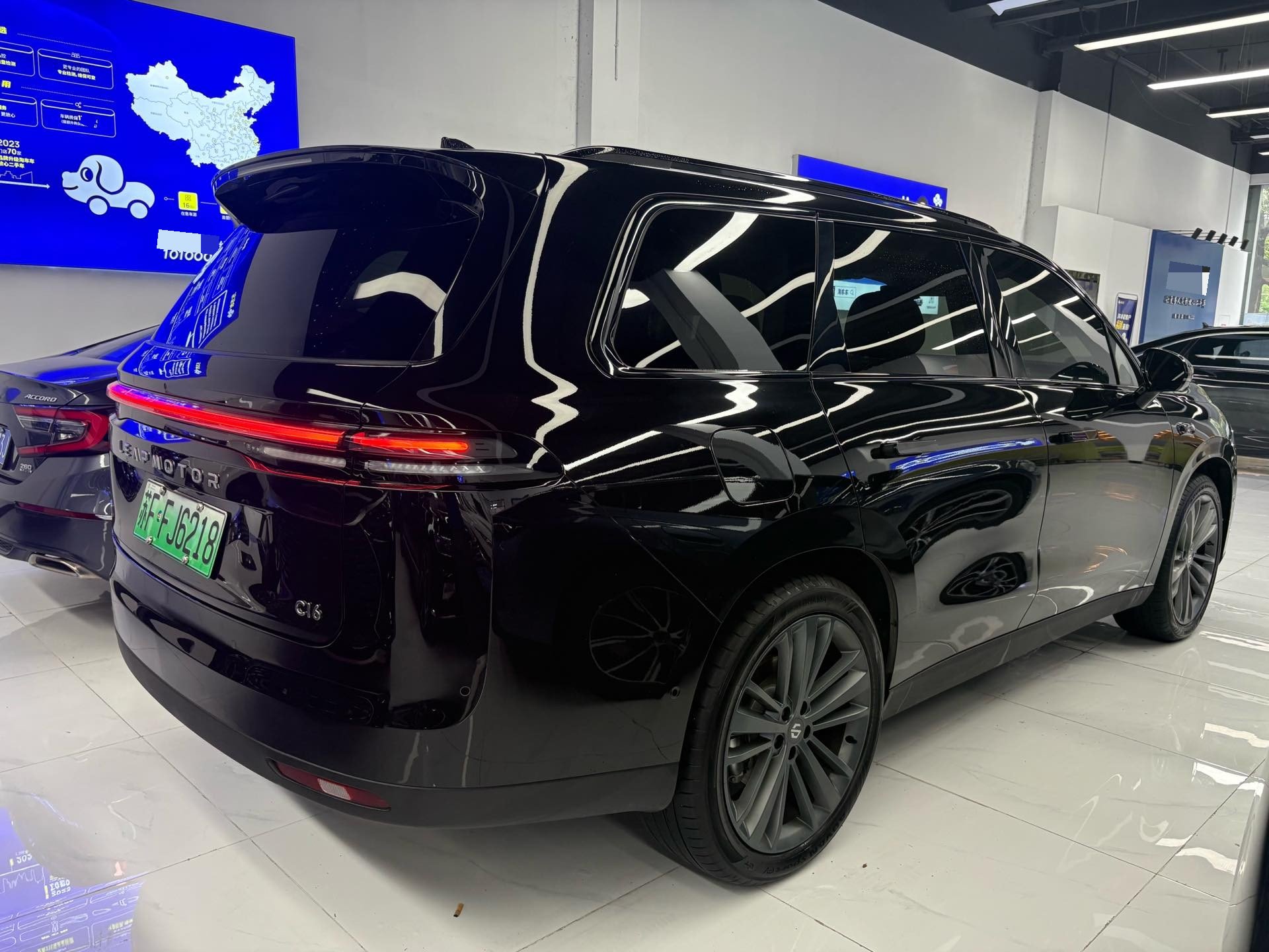 Leapmotor 2026 C16 280 LiDAR Zhizun Edition 6-Seater