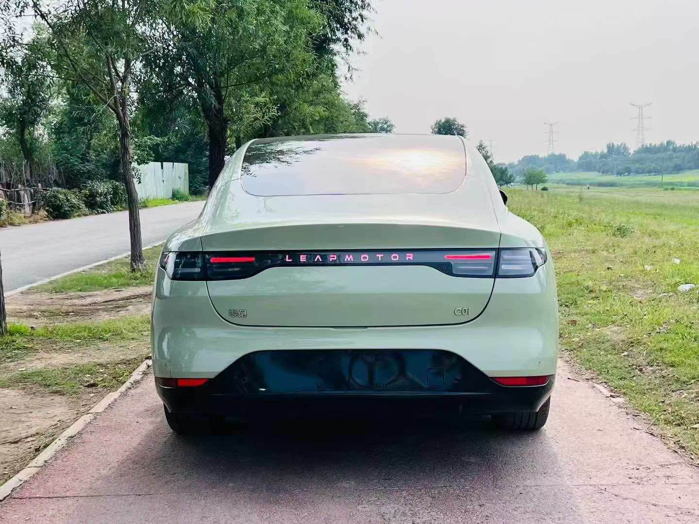 零跑 2022款 C01 后驱超长续航版