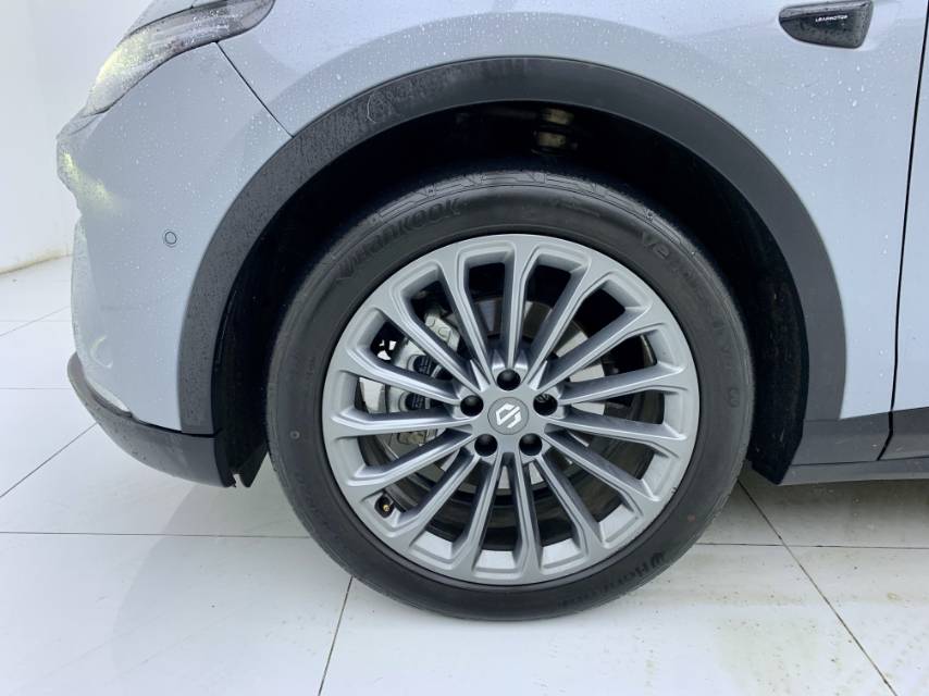 Leapmotor 2024 C11 300 Deluxe Edition